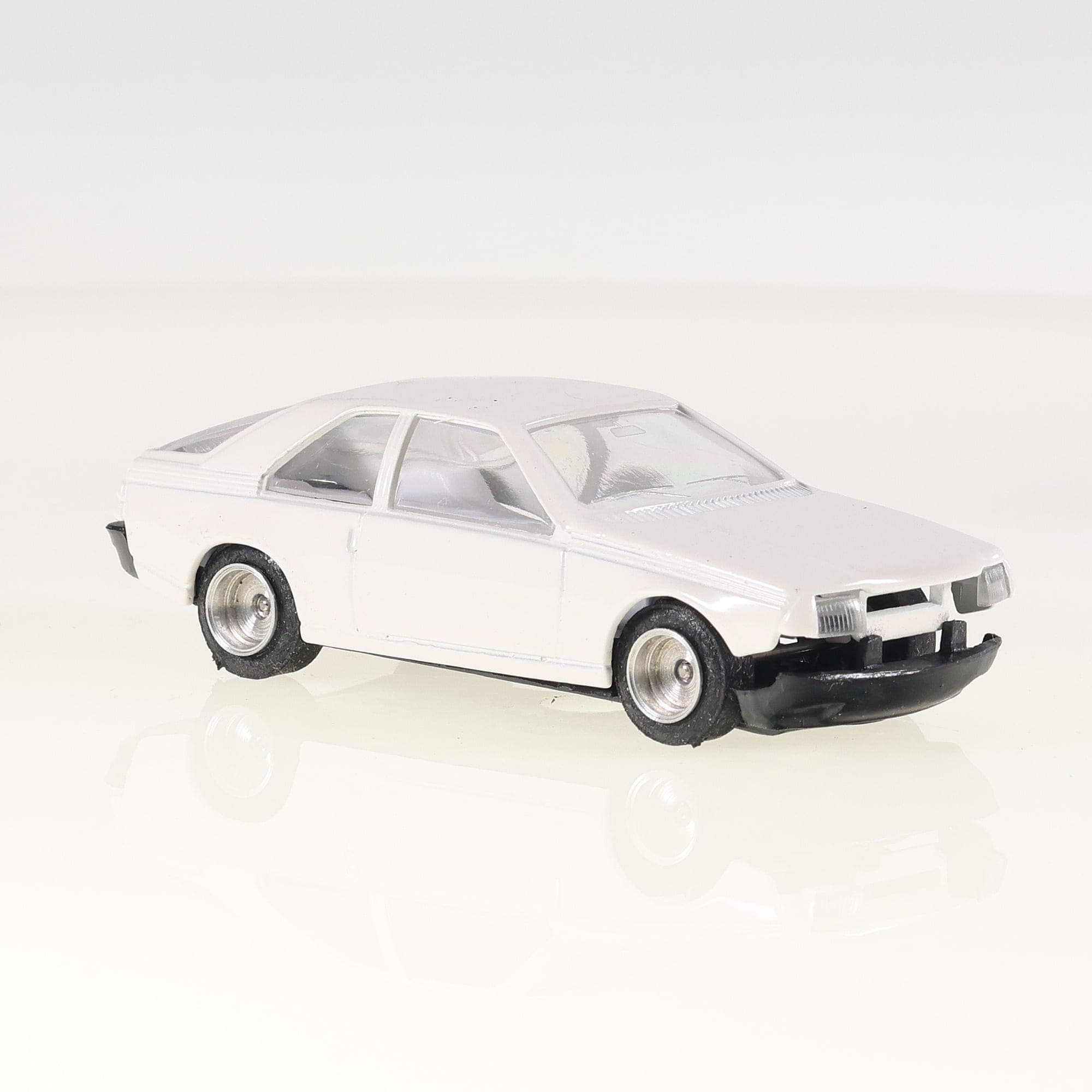 Solido Top 43 Renault Fuego #32 Production 1982 IGOL 0033 1/43 Blanc en KIT — miniature 11