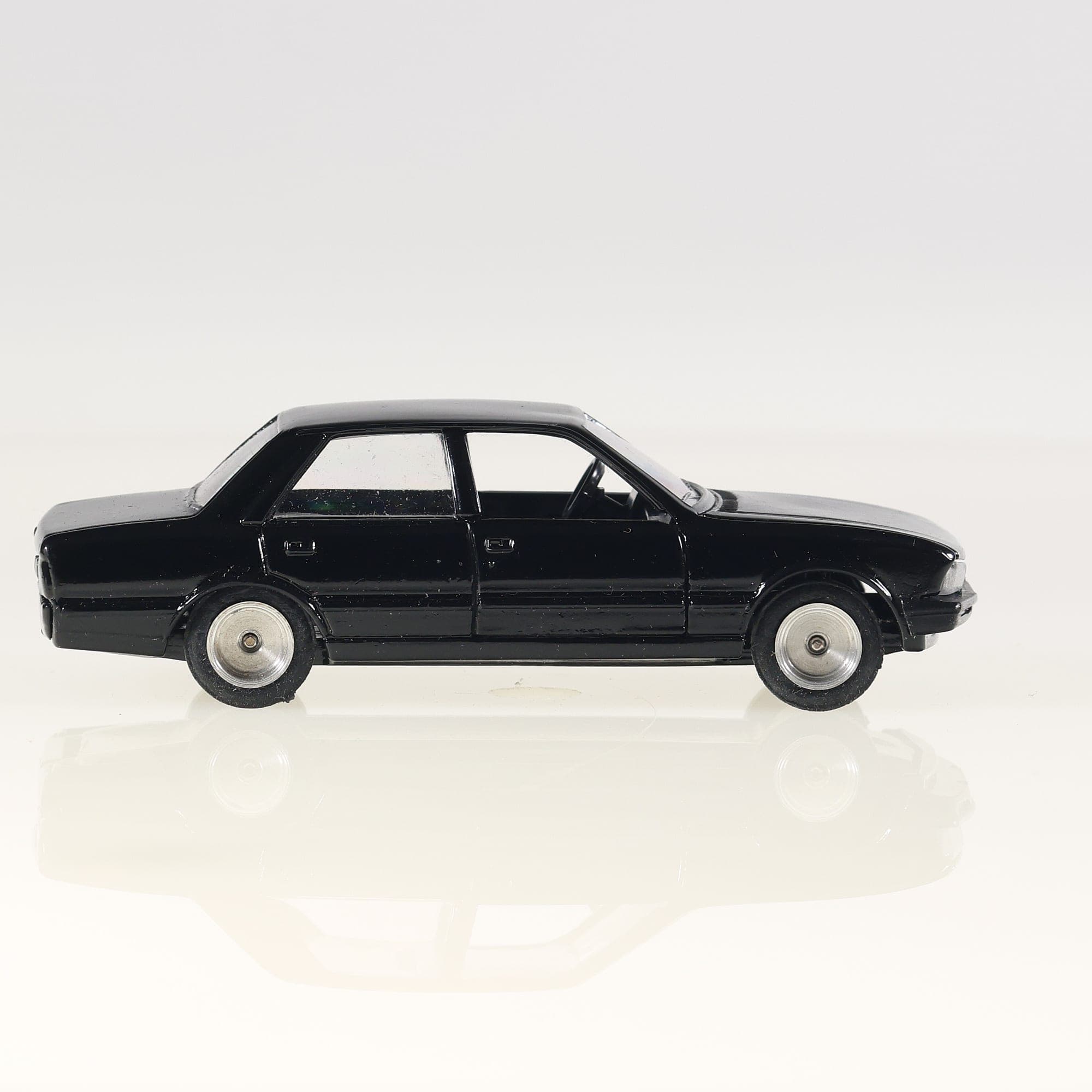 Solido  Peugeot 505 Hertz 1982 Top 43 #17 ref : 14 1/43 Noir avec boîte en KIT — miniature 11