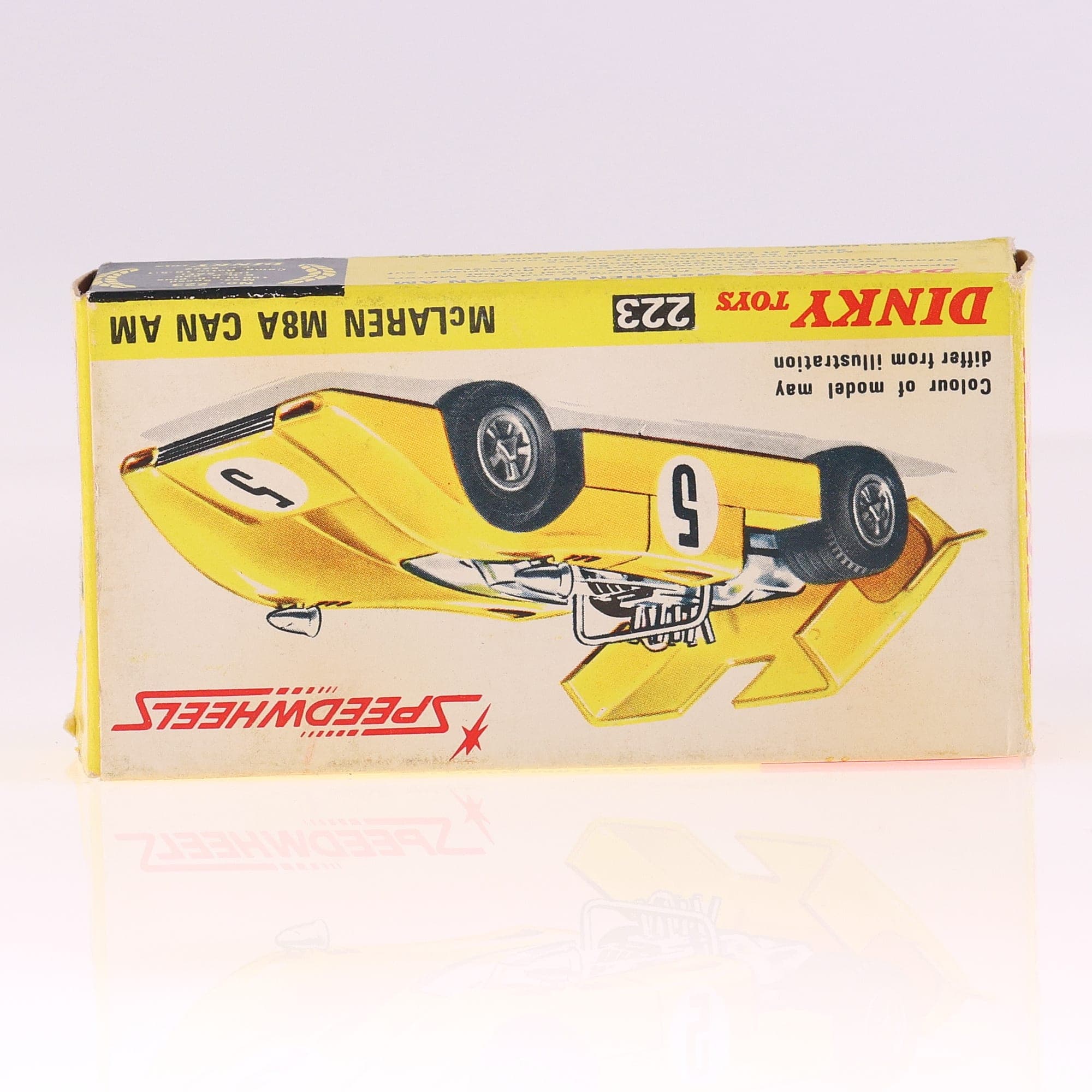 Dinky Toys 223 McLaren M8A CAN AM #5 1/43 Blanc avec boîte — miniature 6
