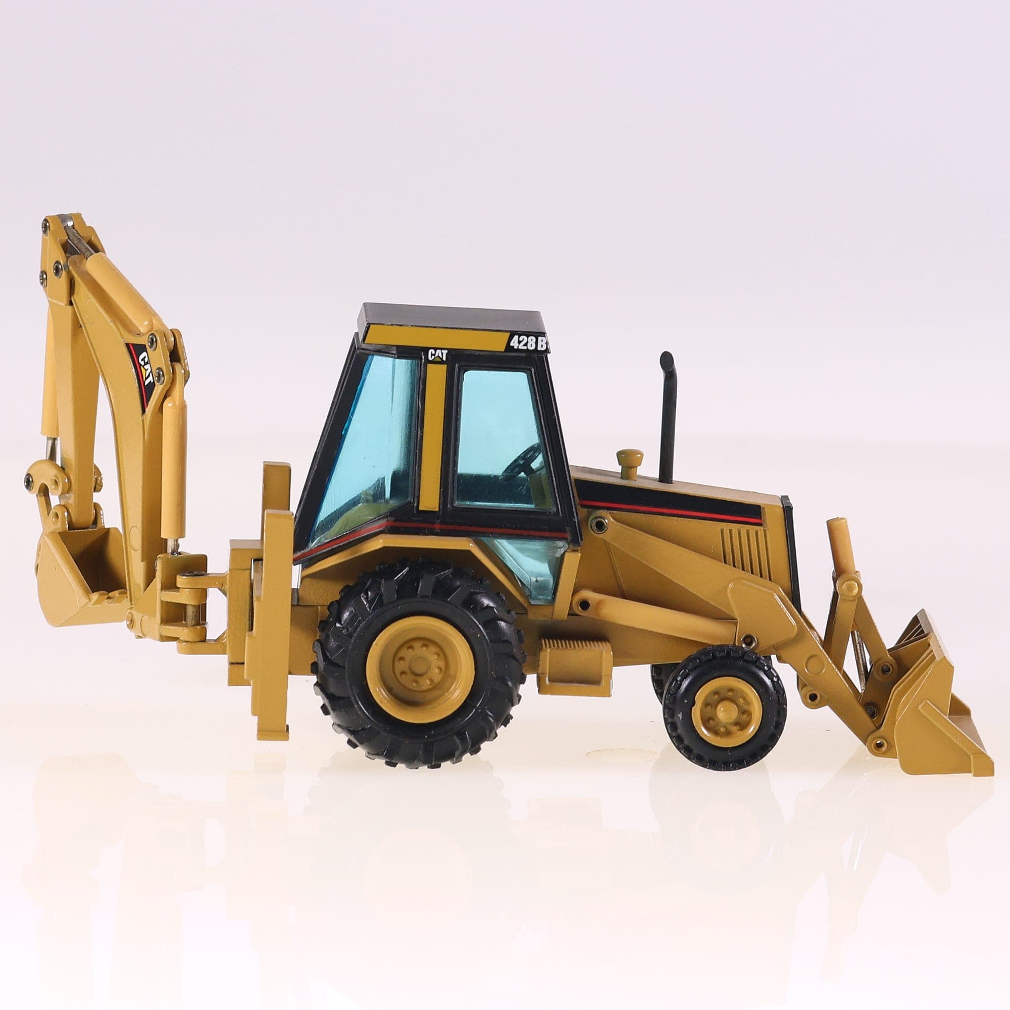 NZG Caterpillar 428B Backhoe Loader Autre Jaune avec boîte — miniature 10