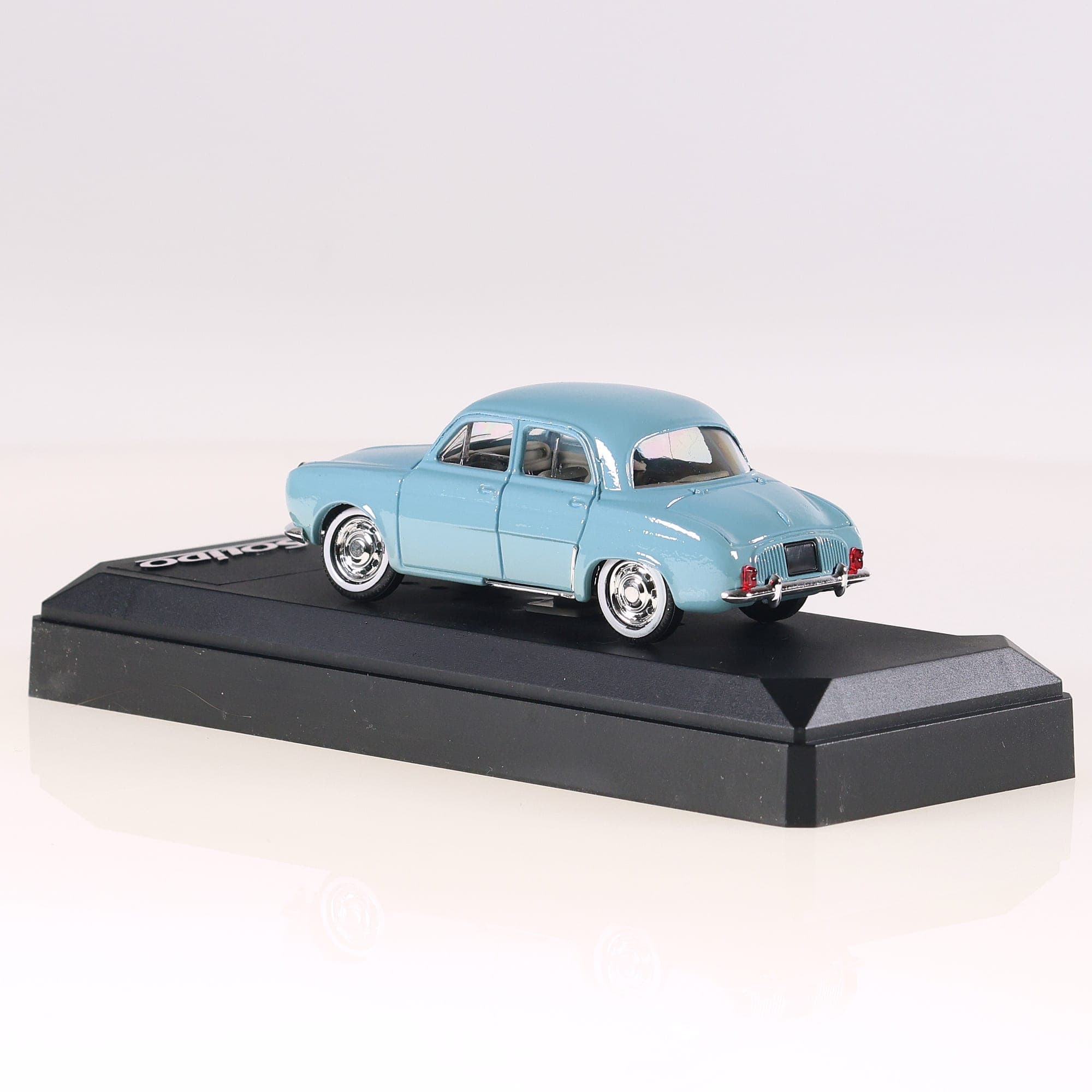 Solido 4541 Renault Dauphine 1961 1/43 Bleu ciel avec boîte — miniature 8