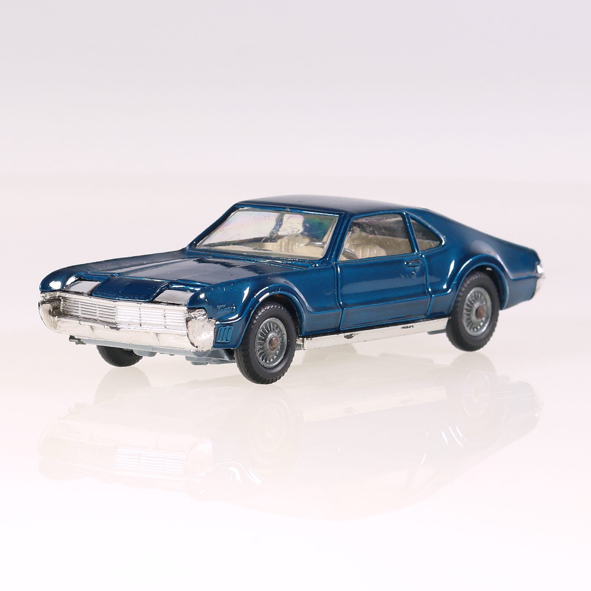 Corgi 264 Oldsmobile Toronado avec boîte — miniature 13