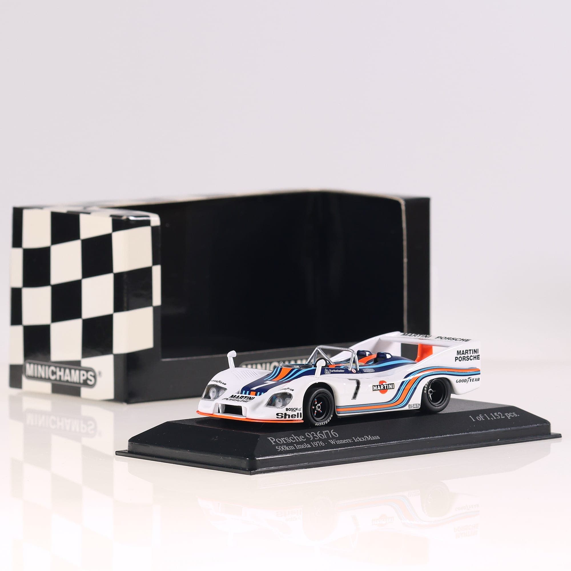 Minichamps 40 766607 Porsche 936 Mass ickx Winners 1976 #7 1/43 Blanc avec boîte