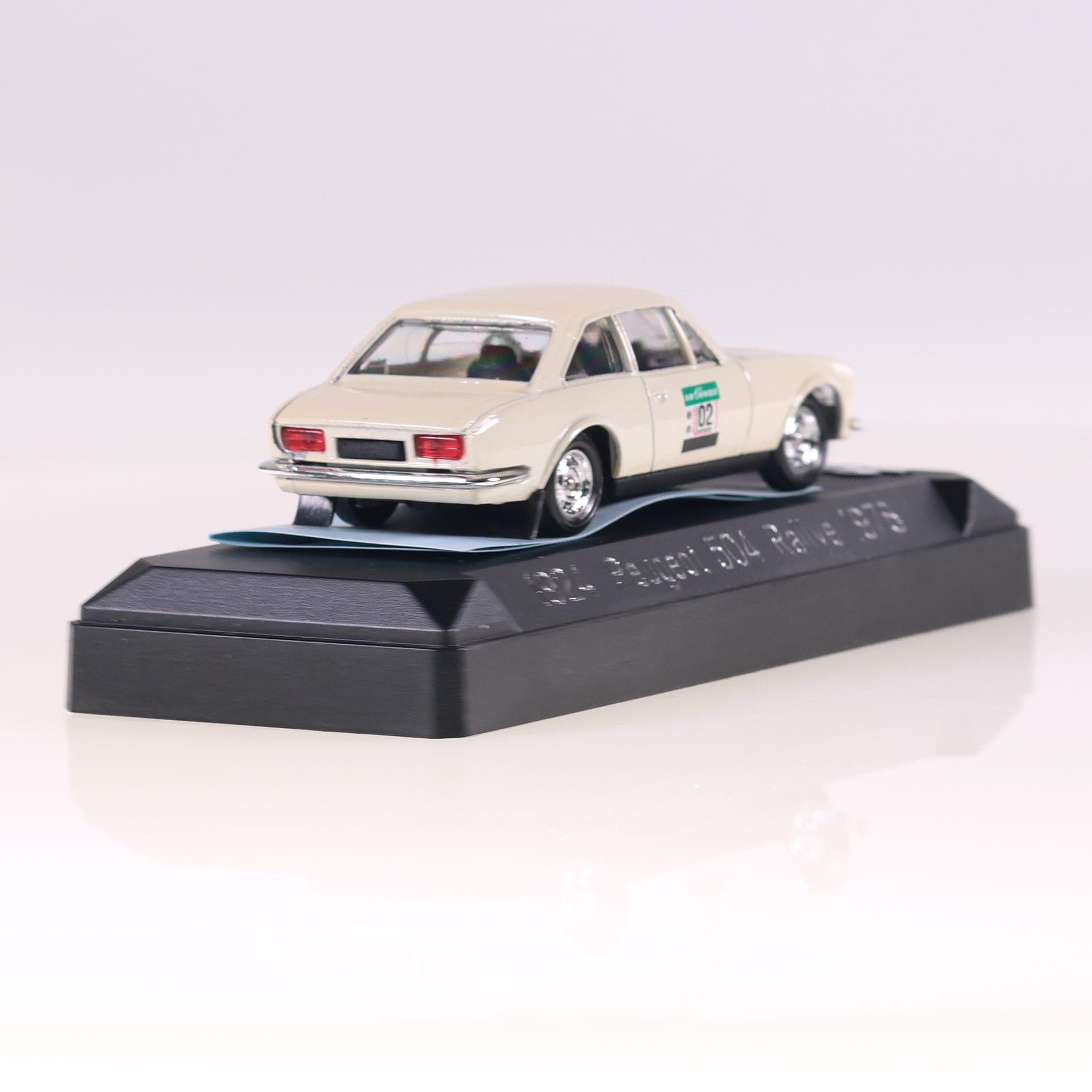 Solido 1924 Peugeot 504 Rallye 1/43 Crème avec boîte — miniature 8