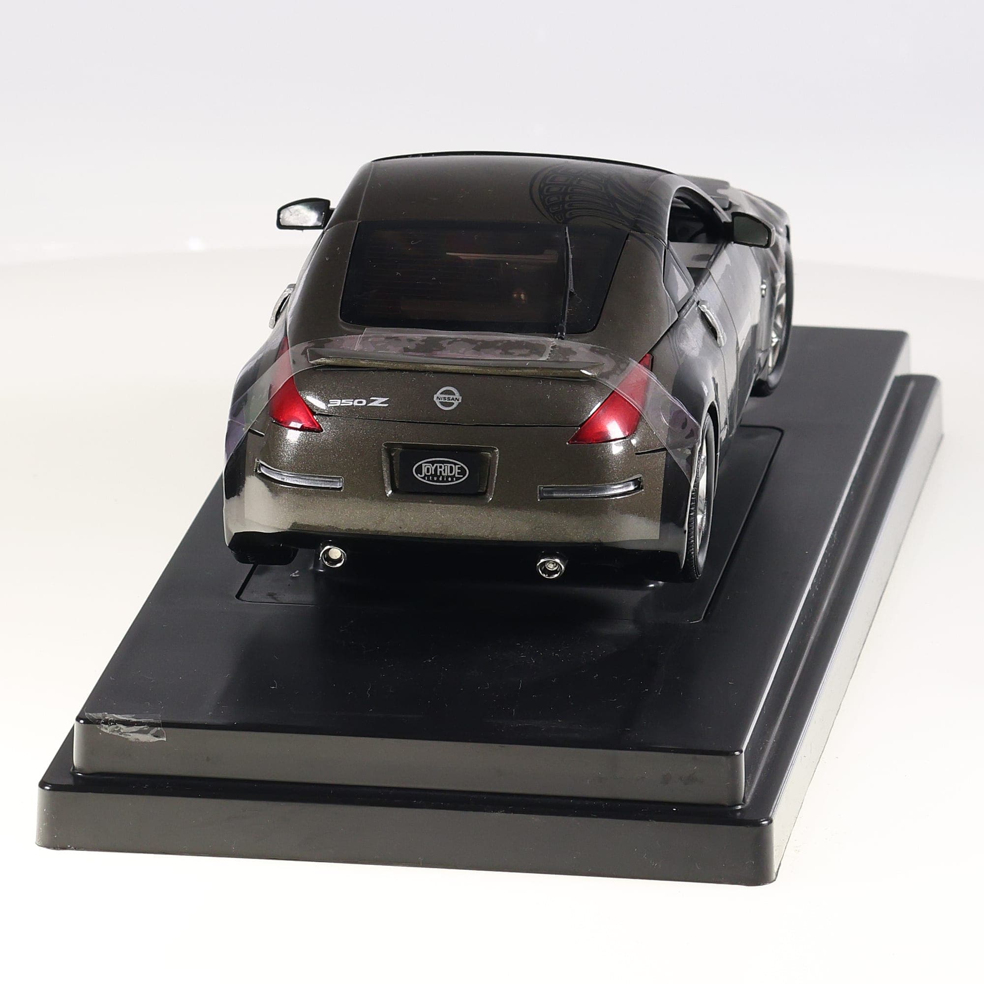 Joyride Studios Non visible Nissan 350Z 2003 1/18 gris métallisé et noir avec bo — miniature 11