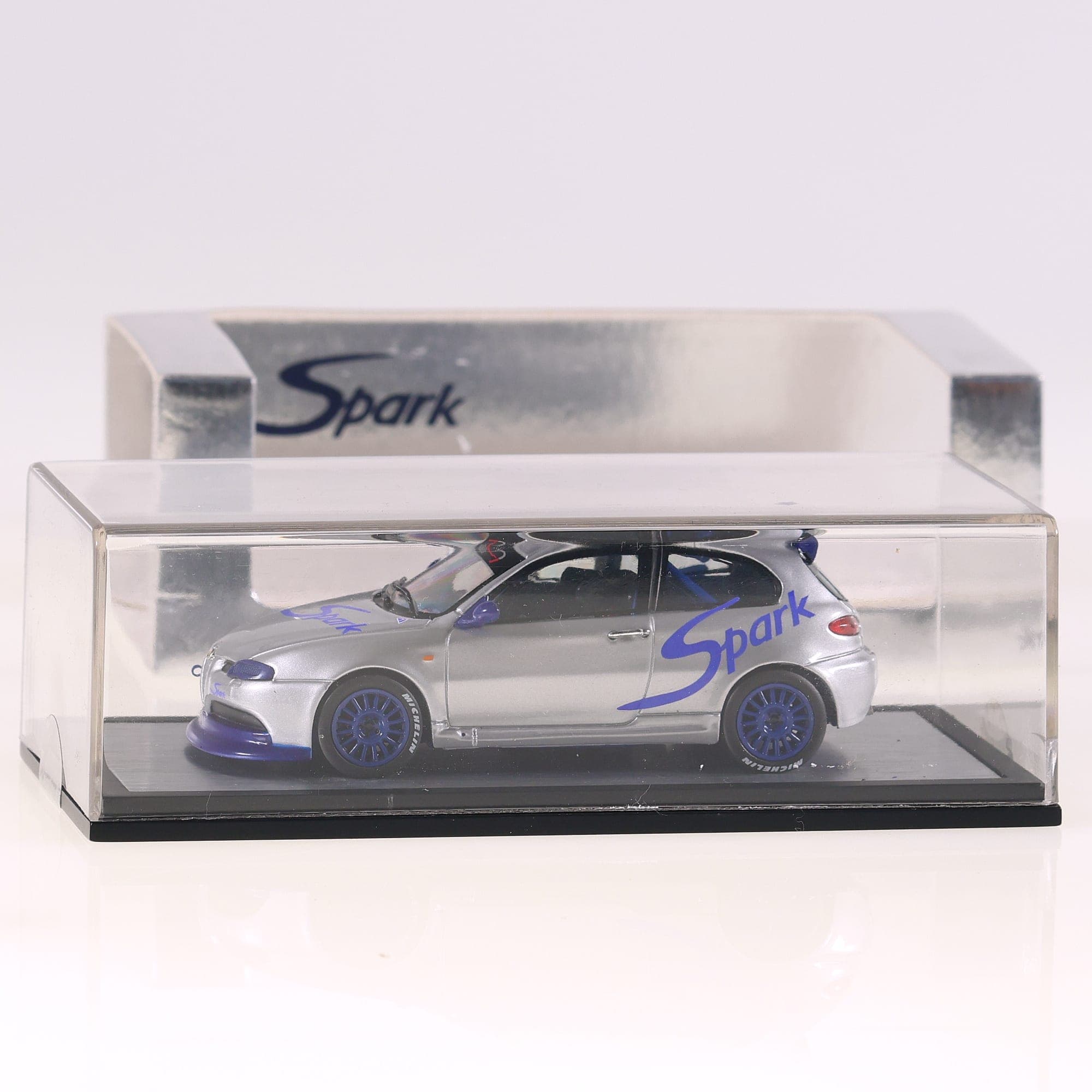 Spark Alfa Romeo 147 GTA cup modèle promotionnel rare sans blister  1/43