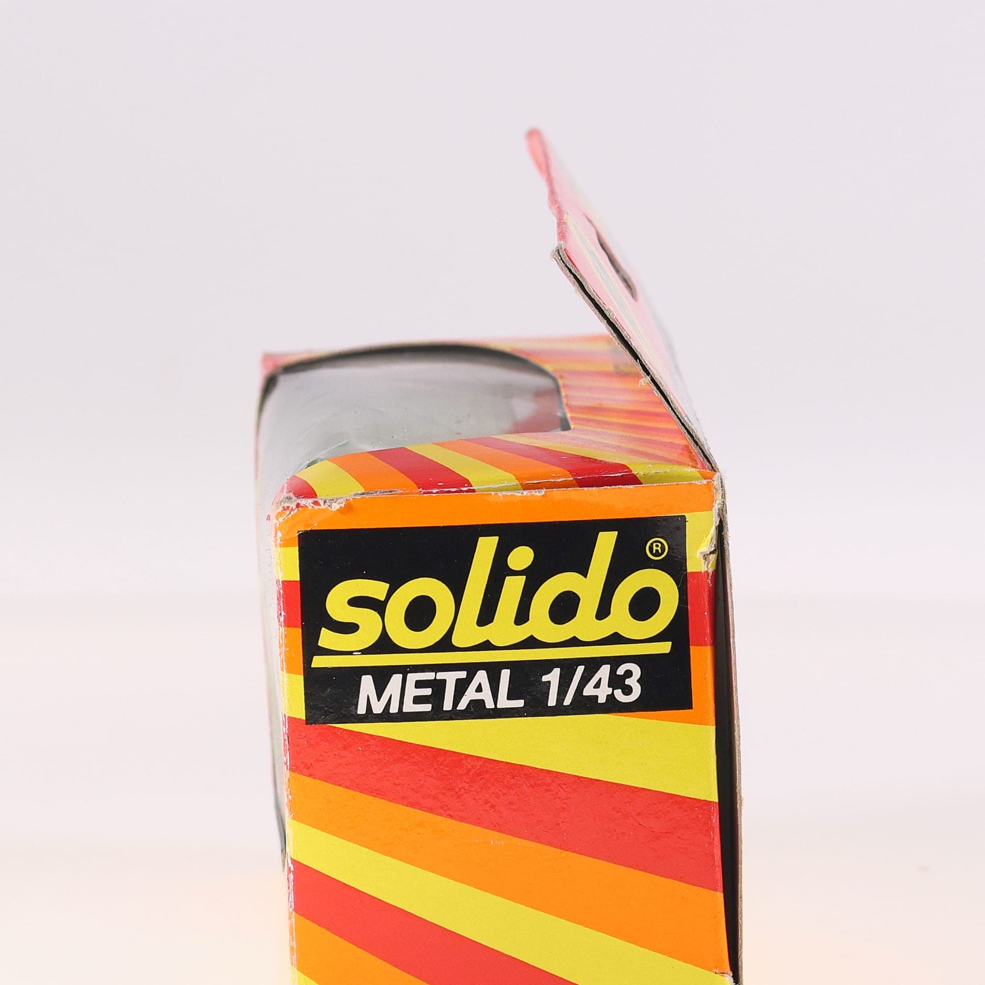 Solido Renault Express - Magazine international 1/43 Vert avec boîte — miniature 4