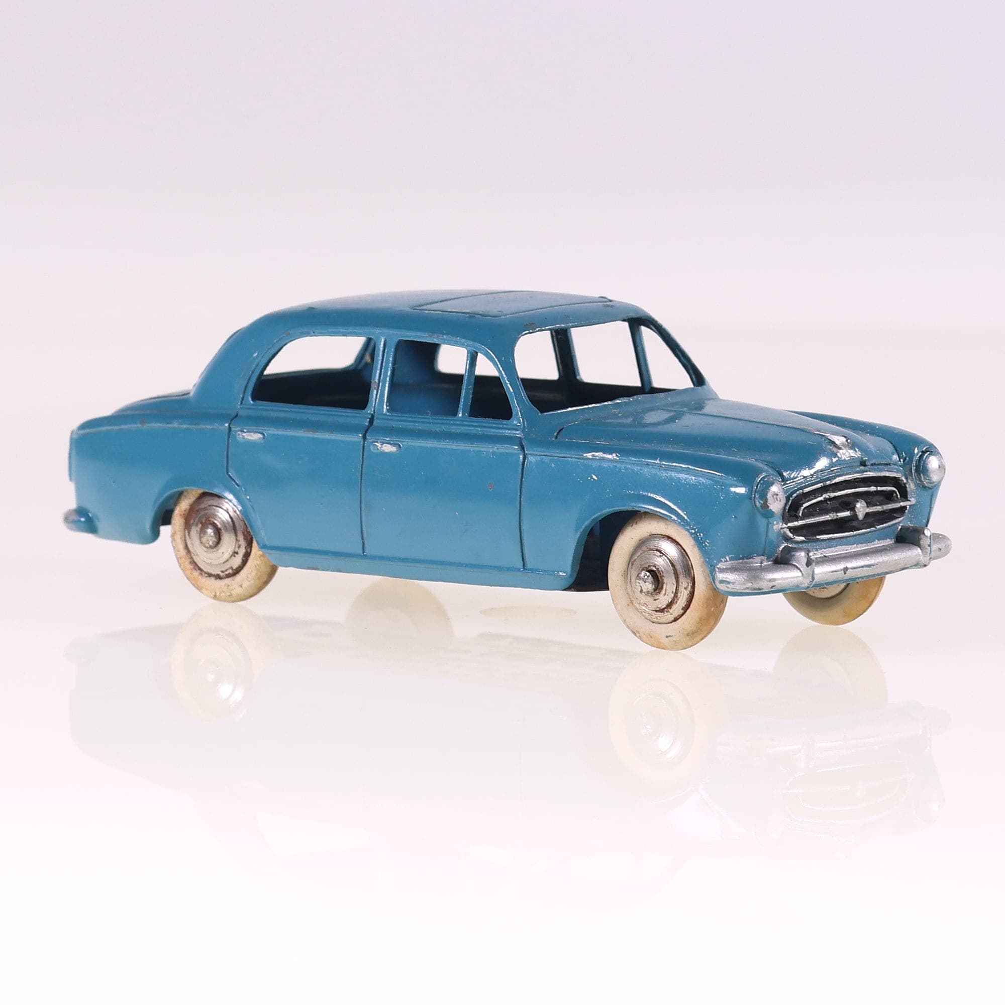Dinky Toys 24R Peugeot 403 Berline 1/43 Bleu — miniature 11
