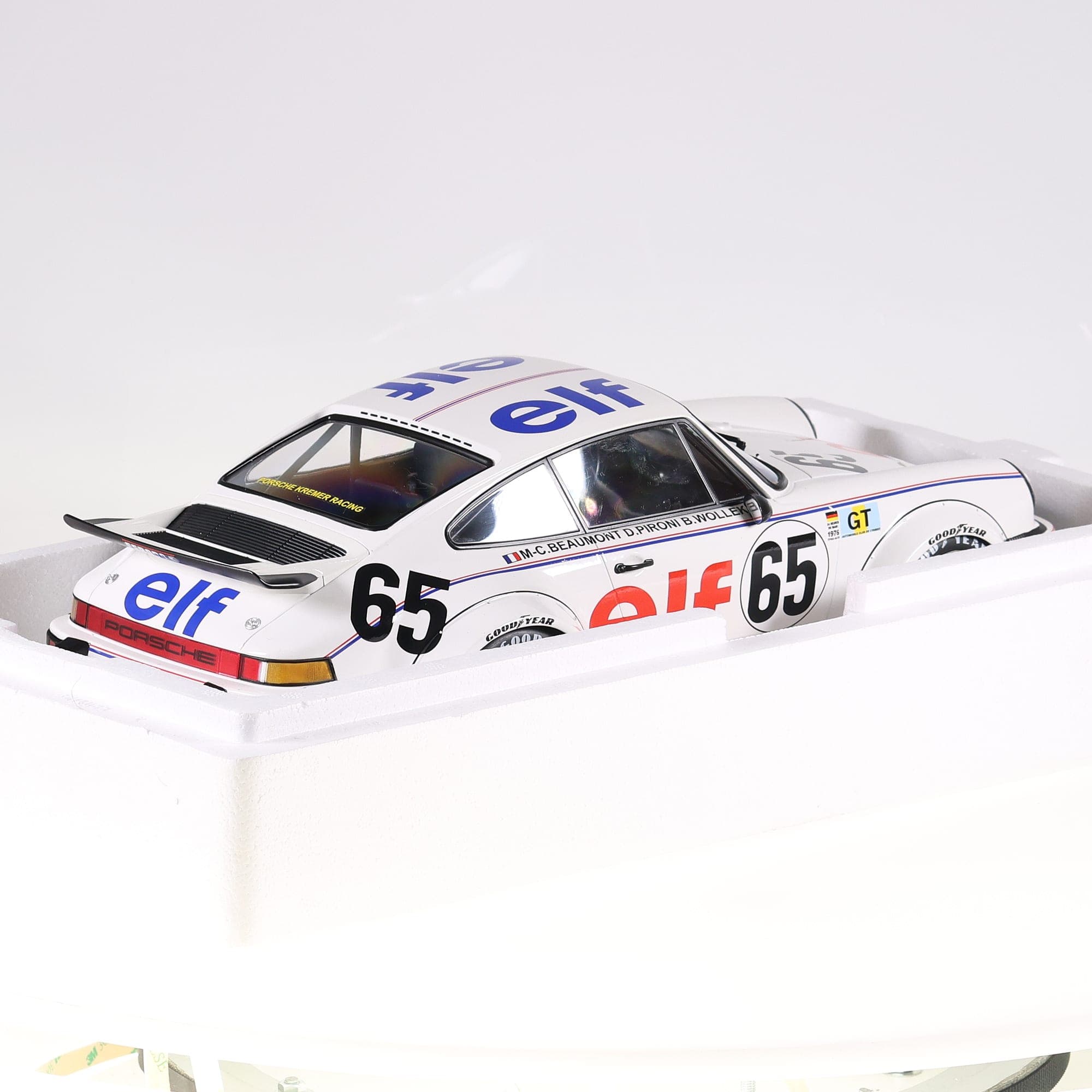 Minichamps 934 Porsche Kremer Racing #65 Le Mans 1976 Blanc avec boîte — miniature 8