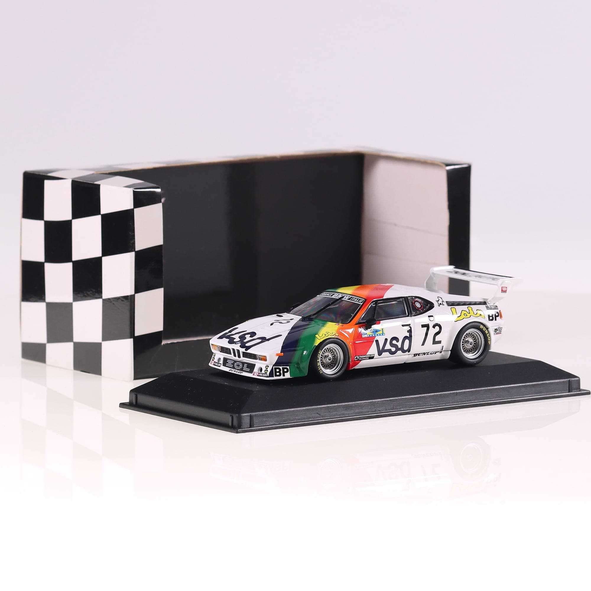 Minichamps 430 812572 BMW M1 Le Mans 1981 vsd #72 1/43 Bicolore avec boîte — photo 1