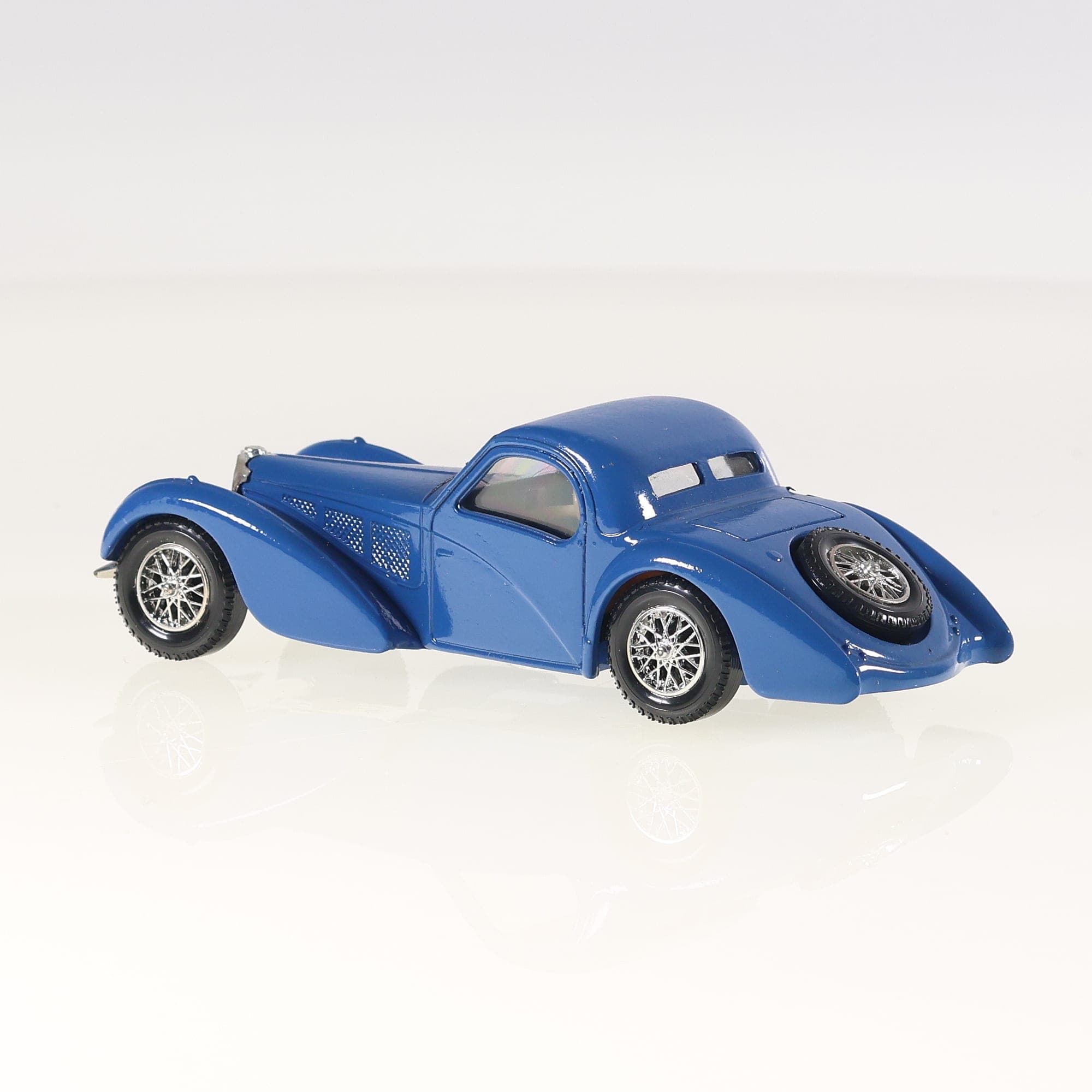 Solido Age d'or Bugatti 57 S Atalante 1939  88 1/43 Bleu avec boîte — miniature 7