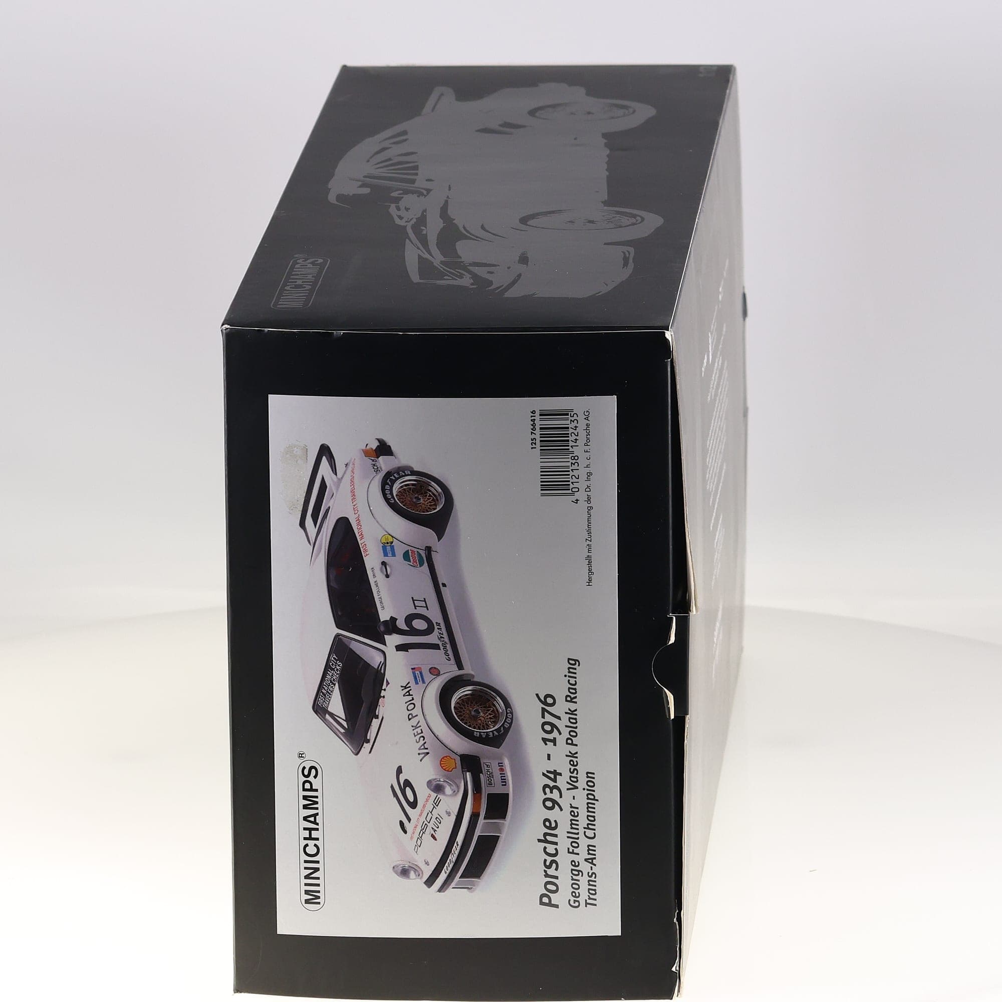 Minichamps 125766416 Porsche 934 Trans-Am Champion George Follmer #16 1/12 Blanc — miniature 3