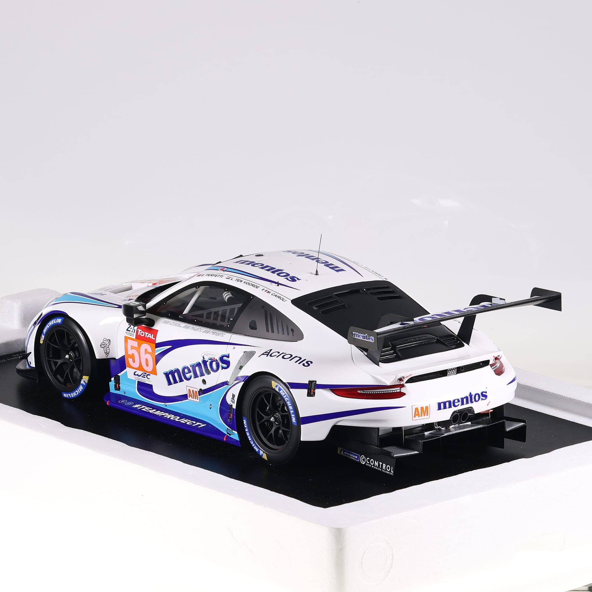 Spark Porsche 911 RSR #56 24H Le Mans 2020 1/12 Blanc / Bleu / Mentos avec boîte — miniature 6