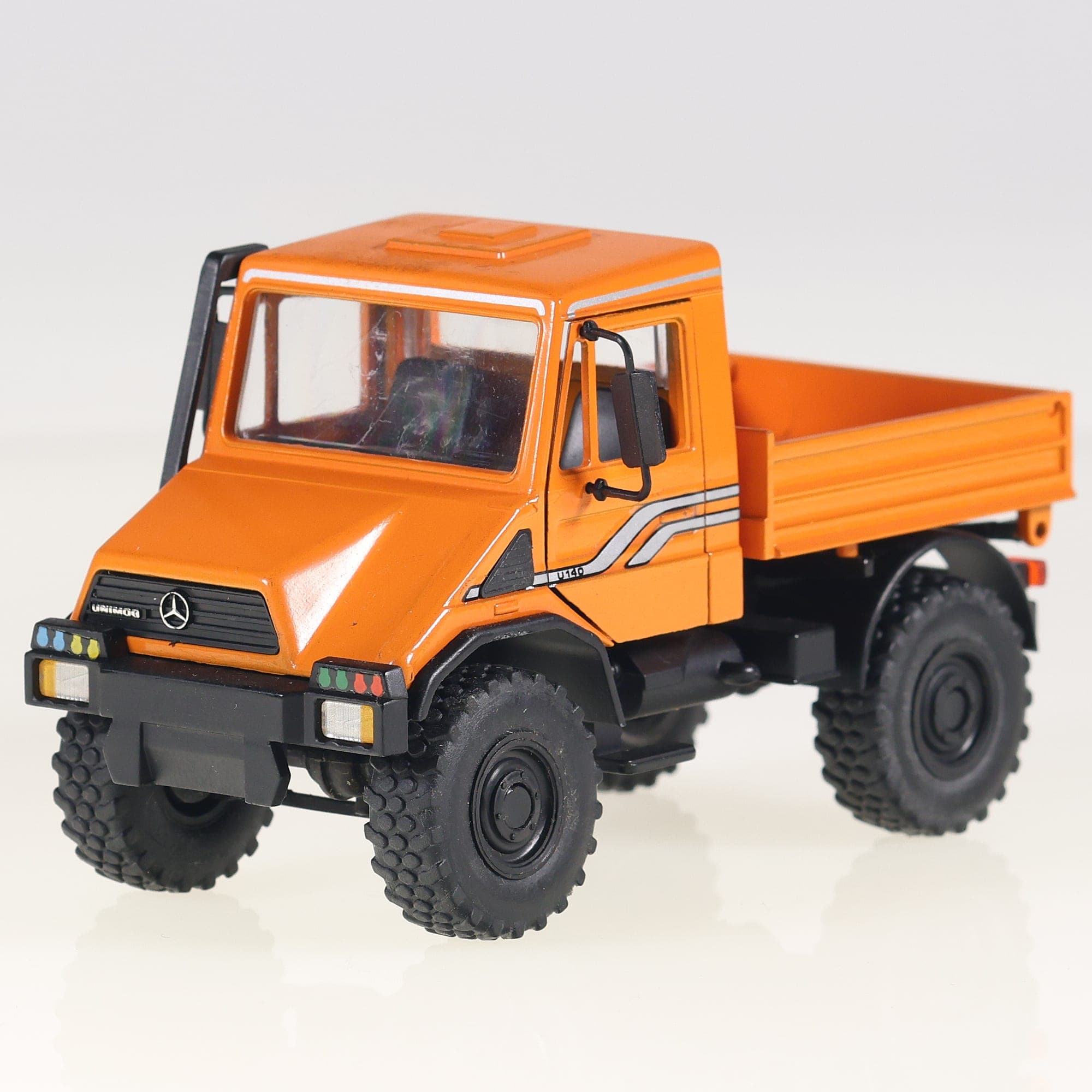 NZG n°371 Mercedes-Benz Unimog U140 1/43 Orange+ rétroviseurs — miniature 14