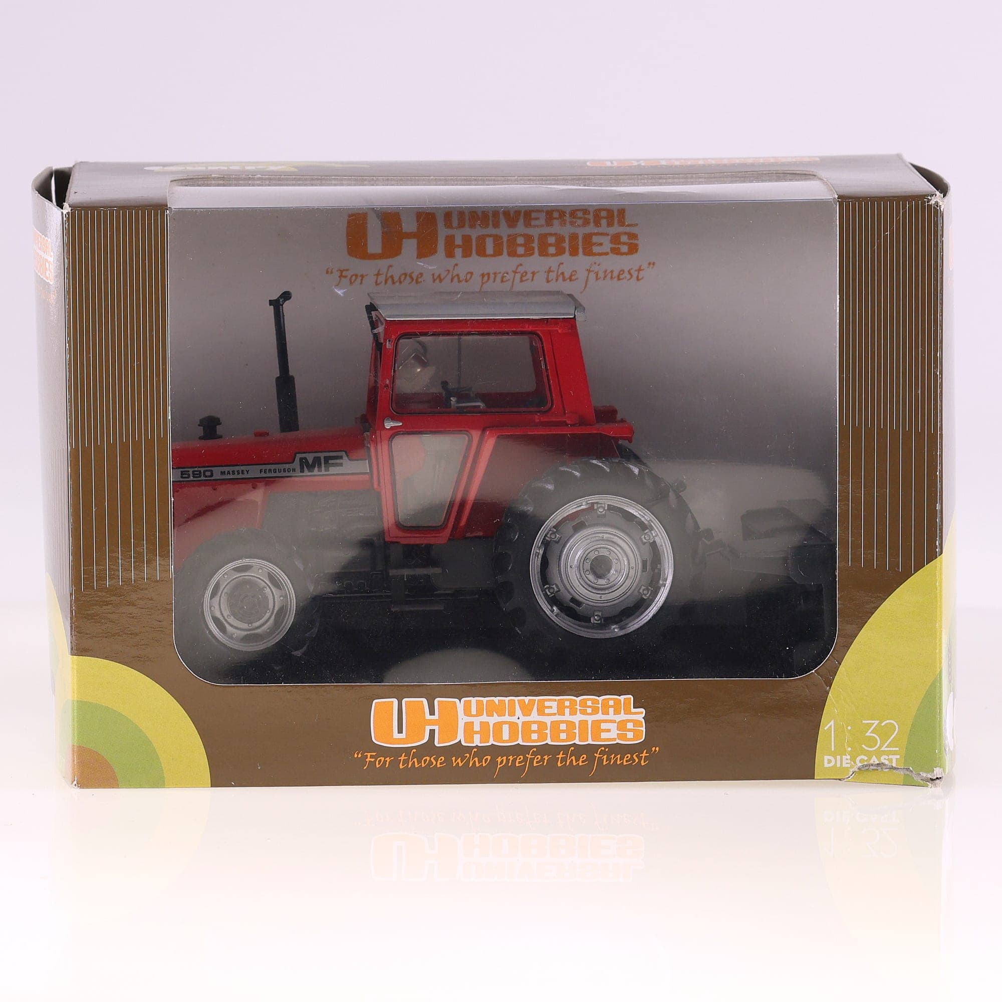 Universal Hobbies Massey Ferguson 590 1/32 Rouge avec boîte — miniature 5