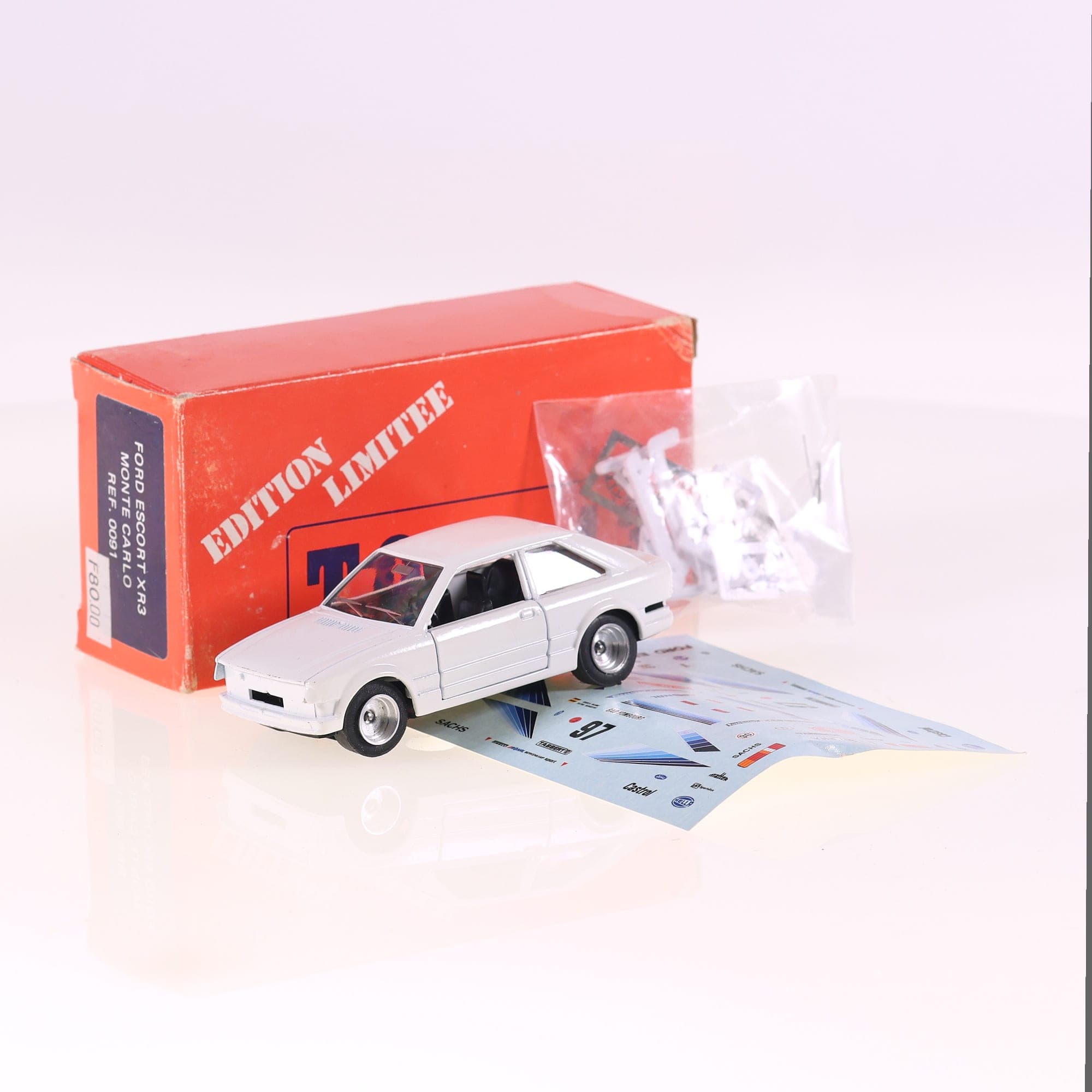 Solido 0091 Ford Escort XR3 Monte Carlo #97 1/43 Blanc avec boîte