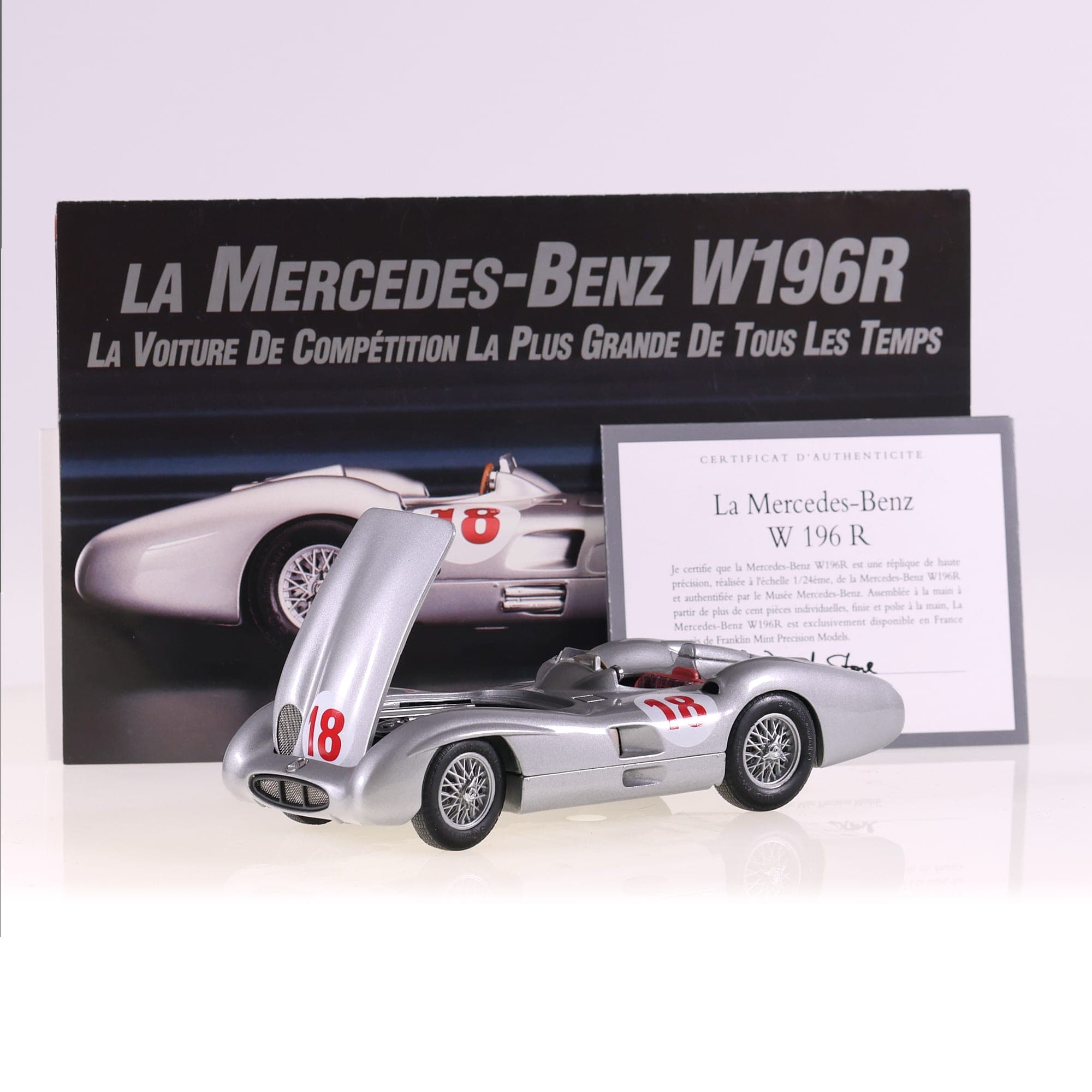 Franklin Mint Mercedes-Benz W196R #18 avec certificat authenticité 1/24 Grise
