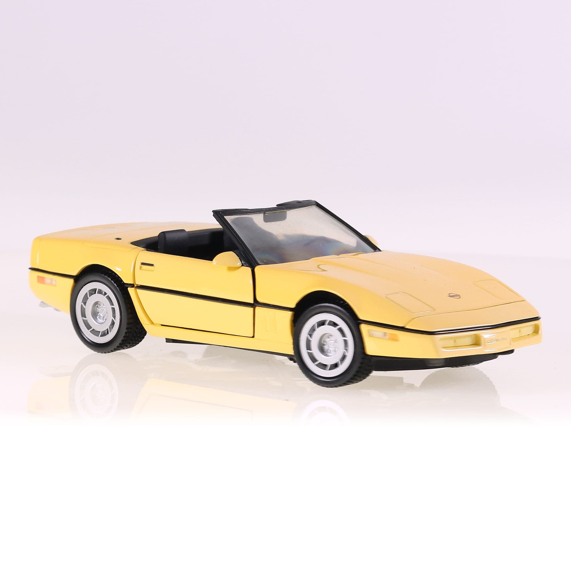 Franklin Mint Corvette 1986 avec certificat authenticité Jaune sans boîte — miniature 9