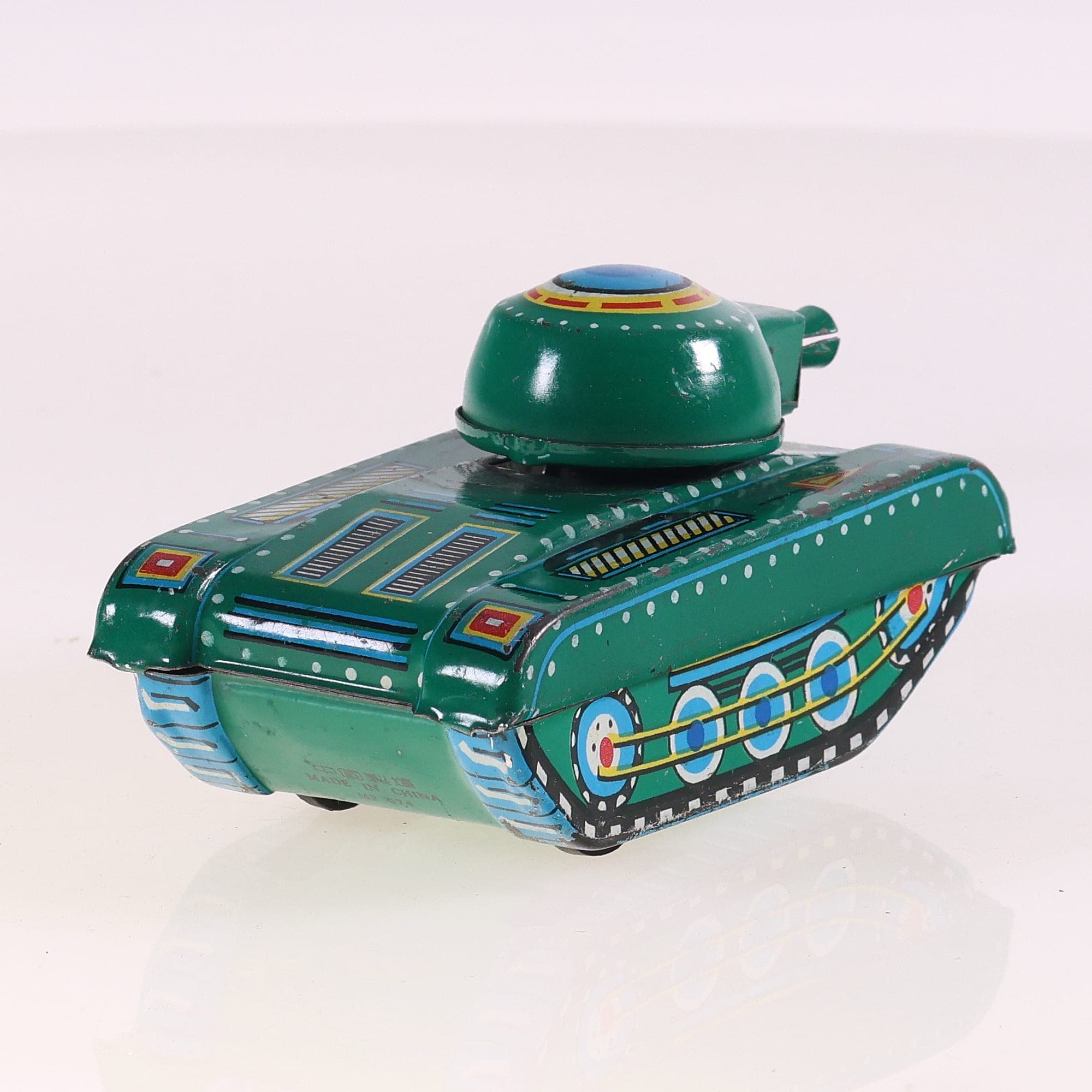 MF 074 Char miniature friction made in China en tôle  — miniature 5