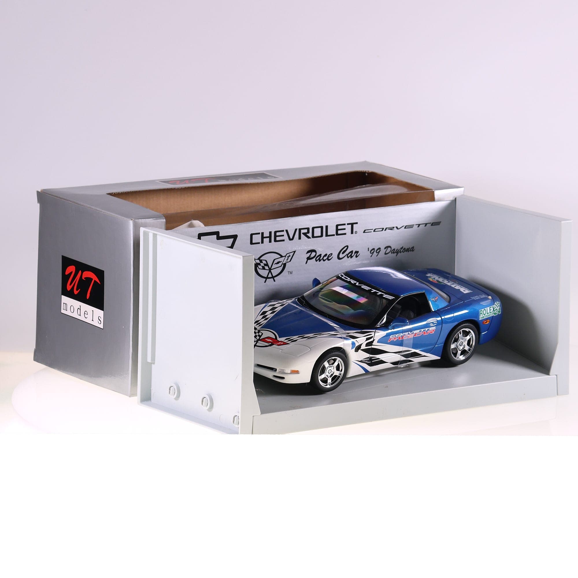 UT models Chevrolet Pace car  1/18 Bleu avec boîte