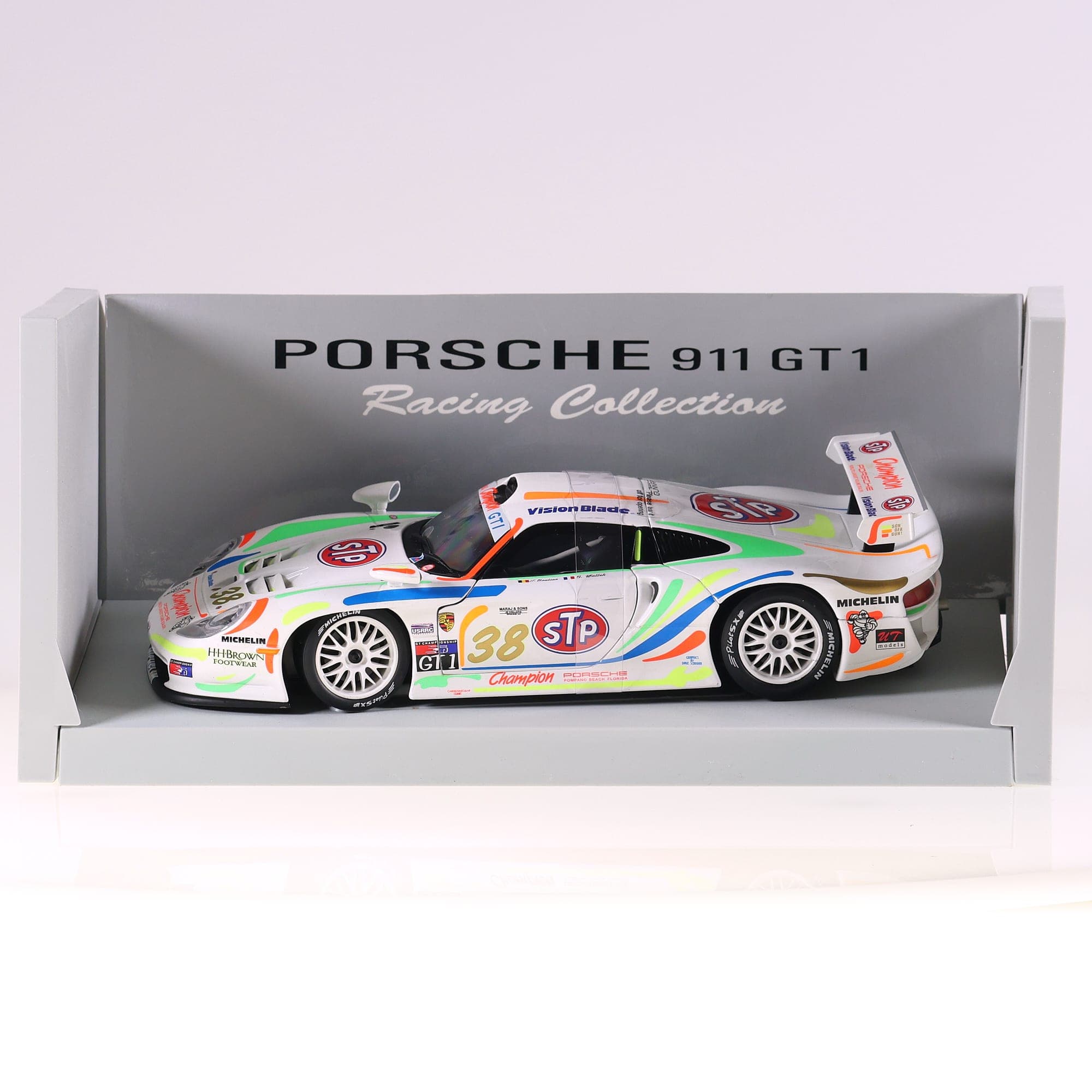 UT models 39817 Porsche 911 GT1 1998 Boutsen Kelleners 1/18 #38 boîte  — miniature 6