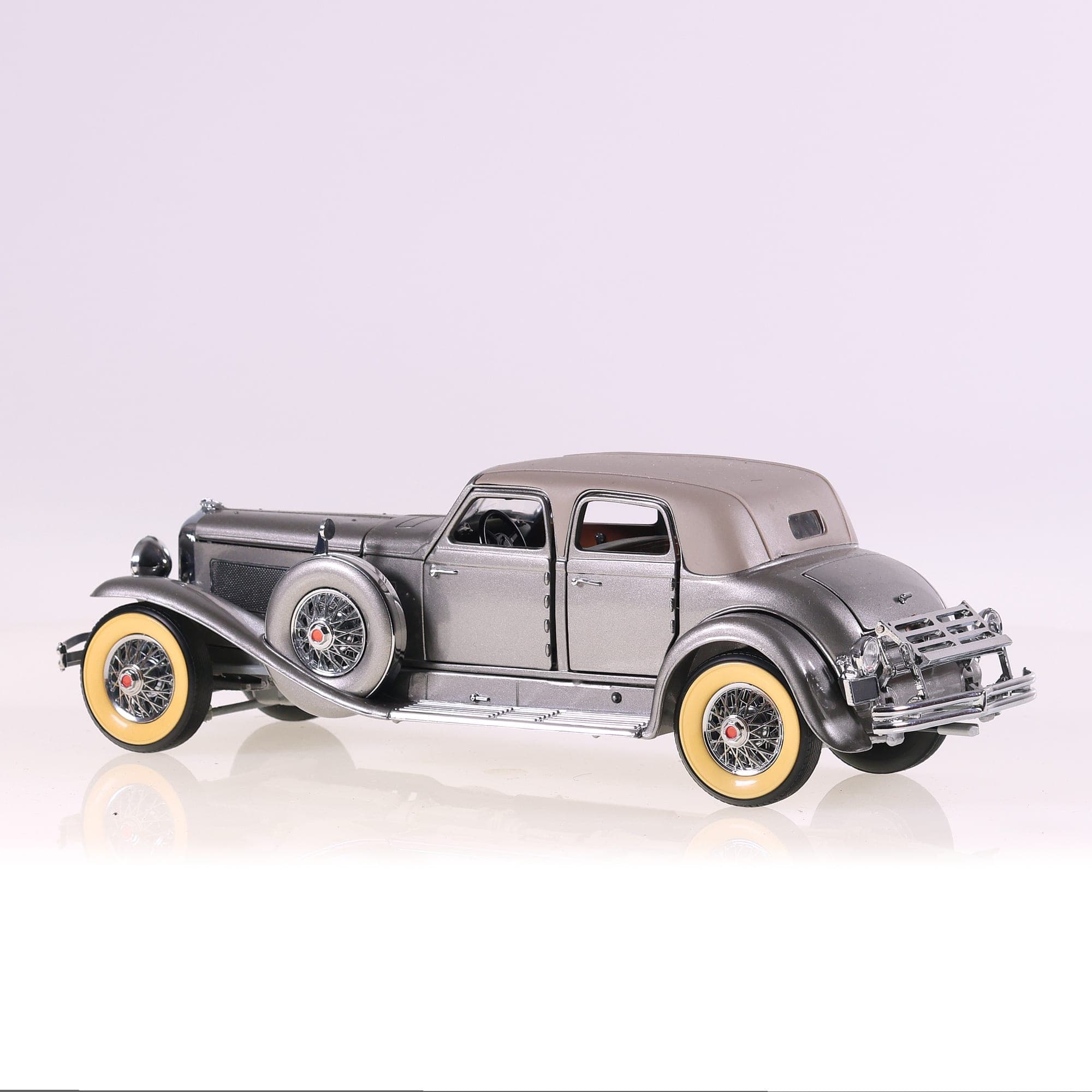 Franklin Duesenberg 1933  twenty grand  1/24 Gris sans boîte — miniature 4