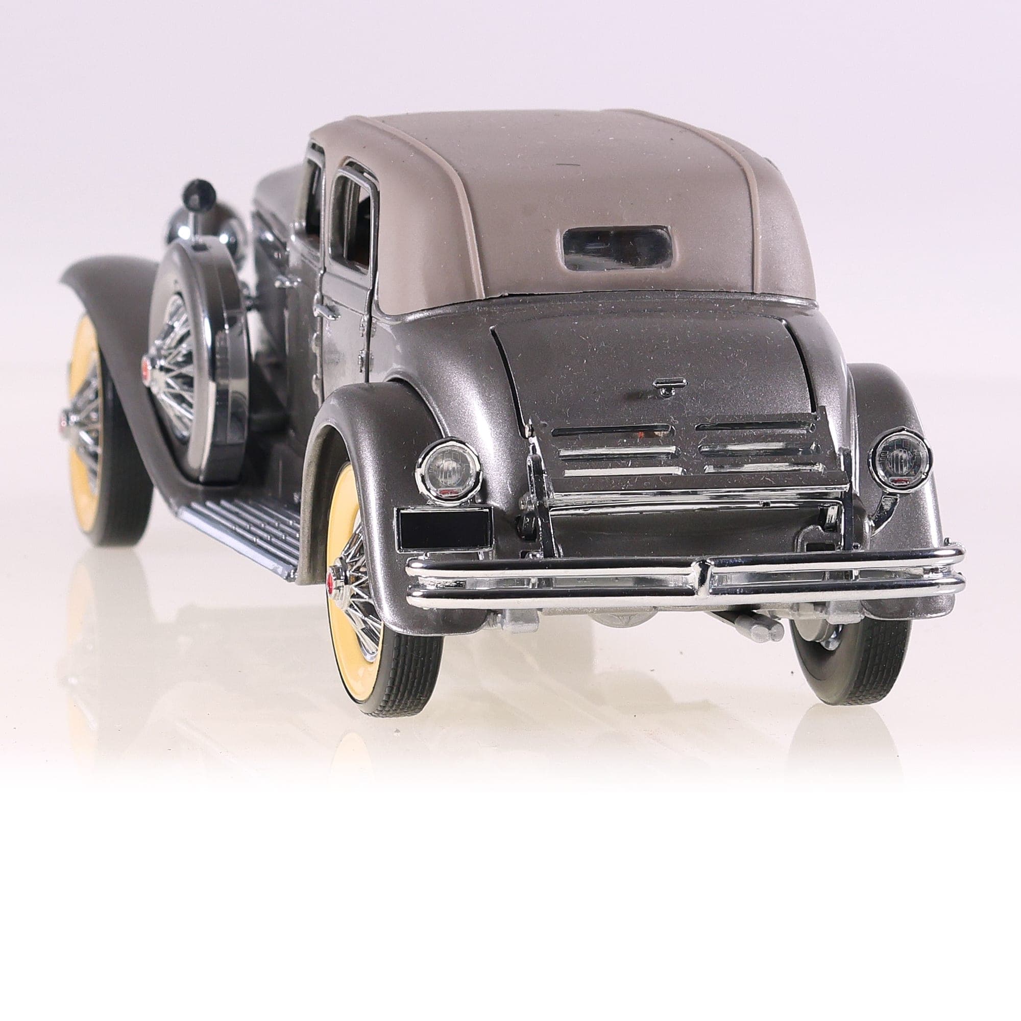 Franklin Duesenberg 1933  twenty grand  1/24 Gris sans boîte — miniature 5