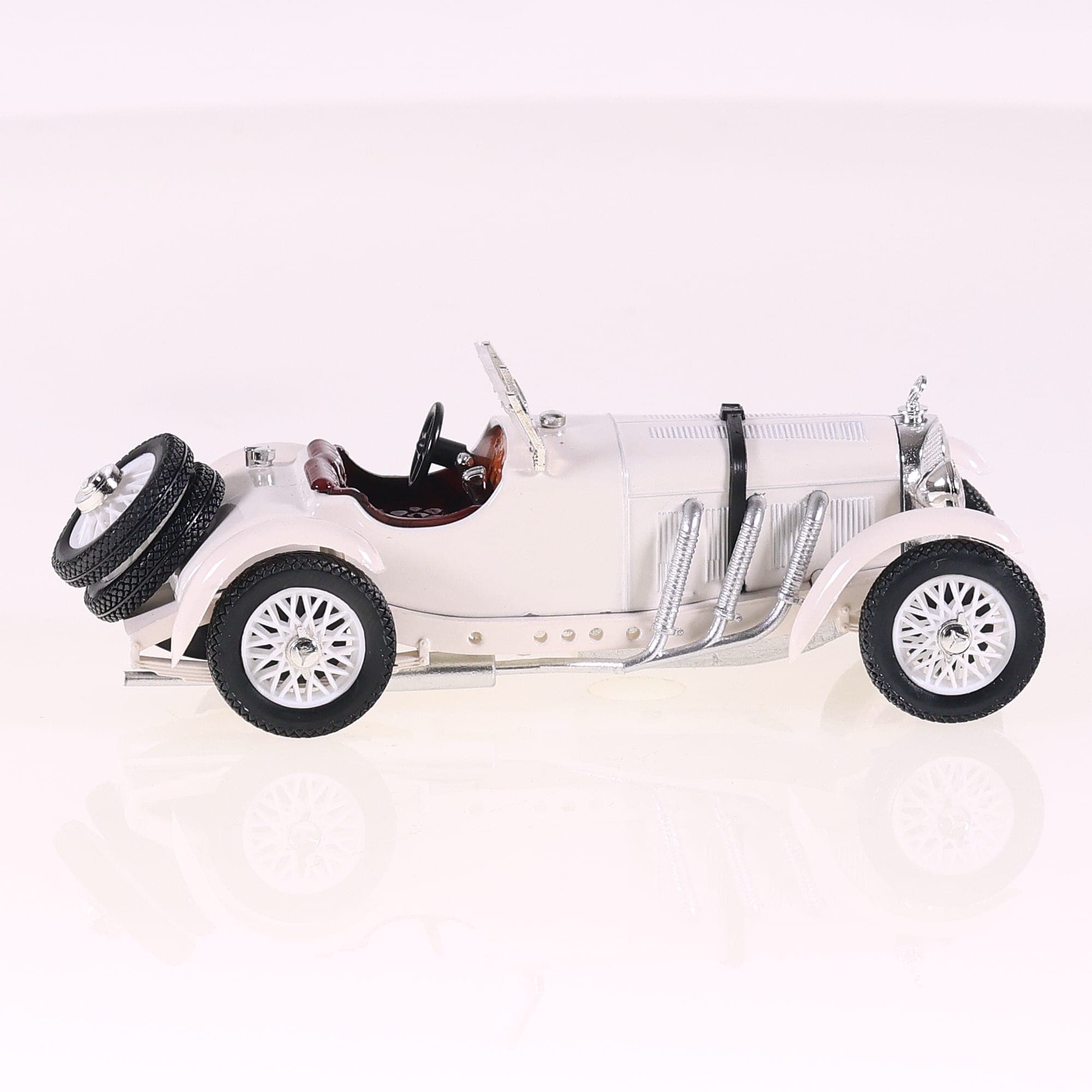 Rio 79 Mercedes Benz SSKL 1931 1/43 Blanc avec boîte — miniature 6