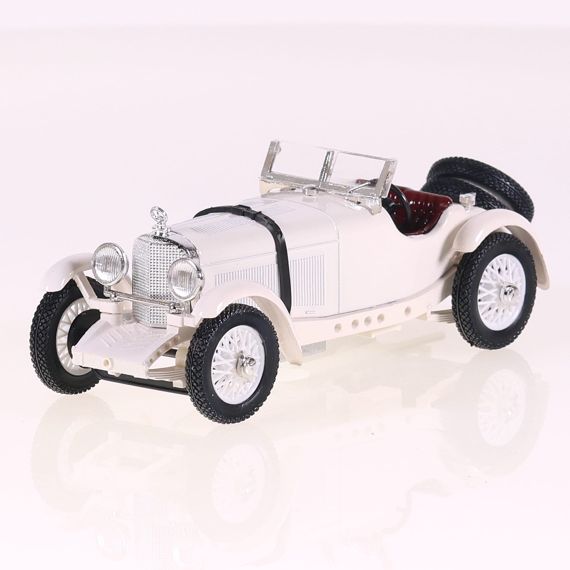 Rio 79 Mercedes Benz SSKL 1931 1/43 Blanc avec boîte — miniature 9