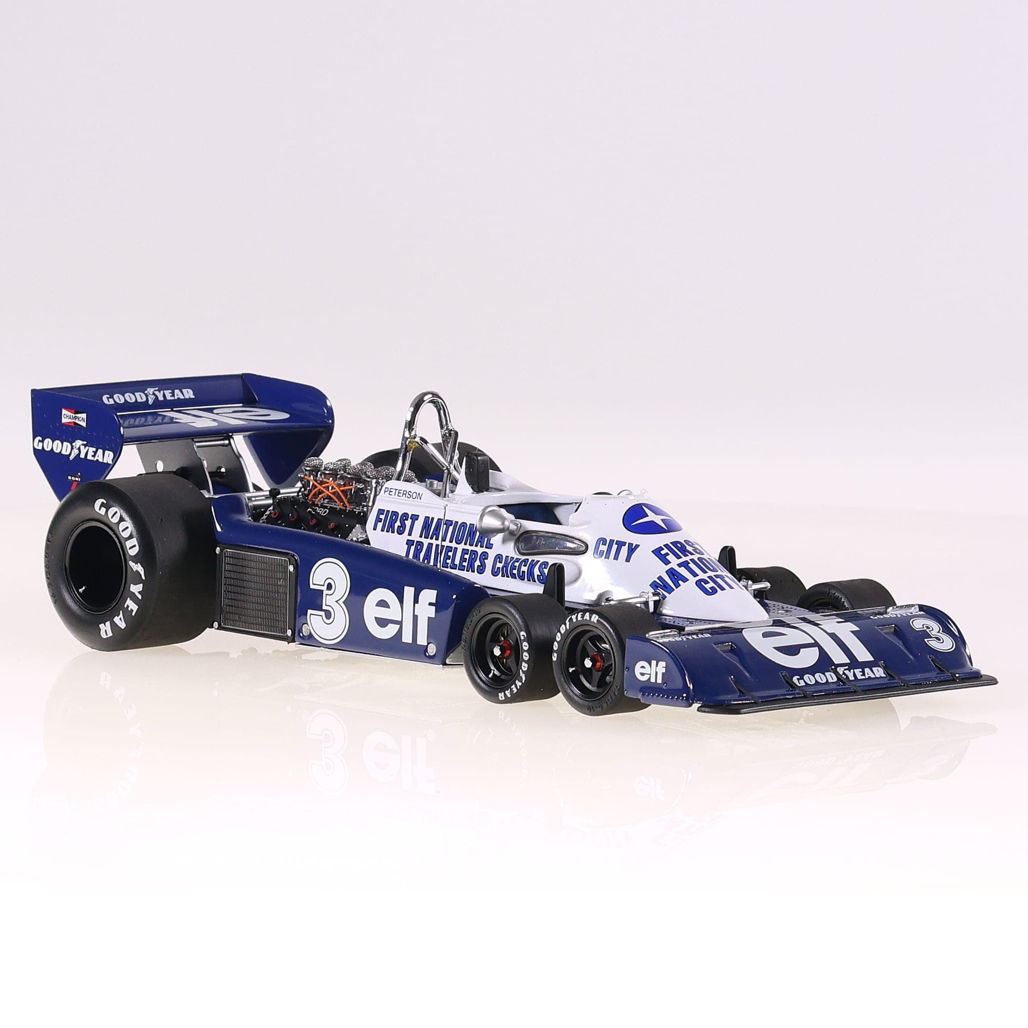 Exoto Ford Tyrrell P34 1/18 Bleu avec boîte — miniature 15