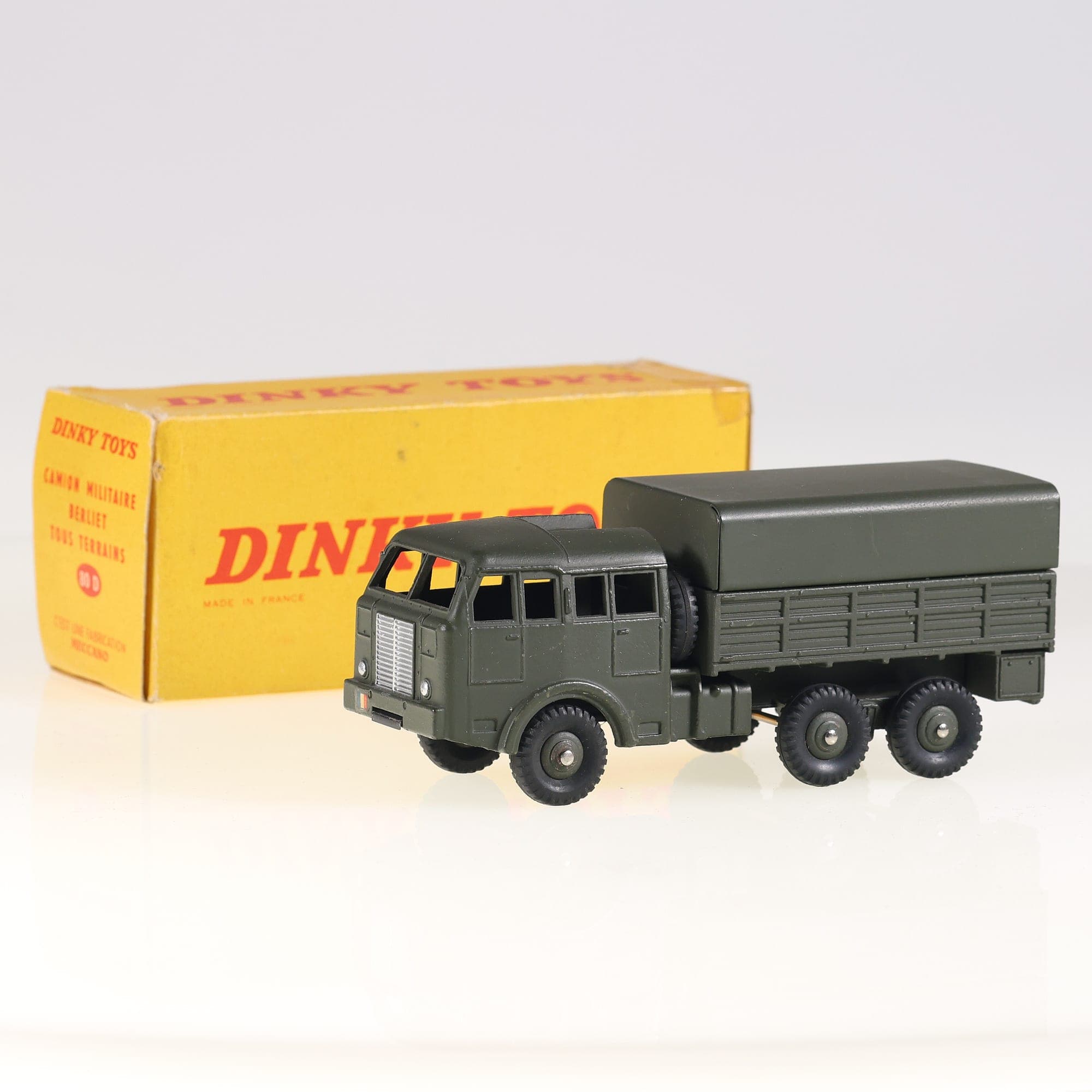Dinky Toys F n°80D Berliet Camion militaire Berliet tous terrains 1/43
