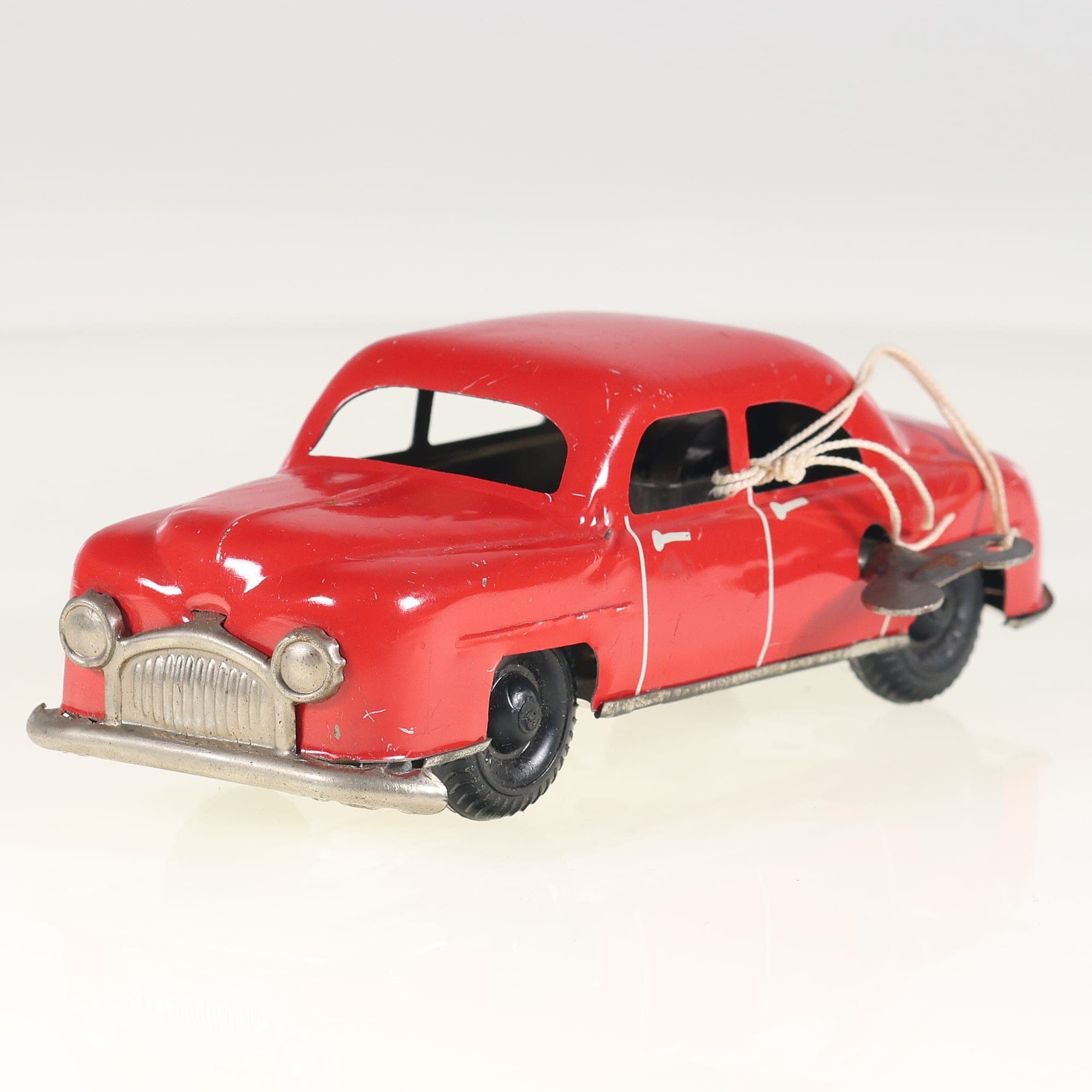 Memo ref 206-MM-75berline mécanique en tôle  14 cm Rouge sans boîte — photo 1