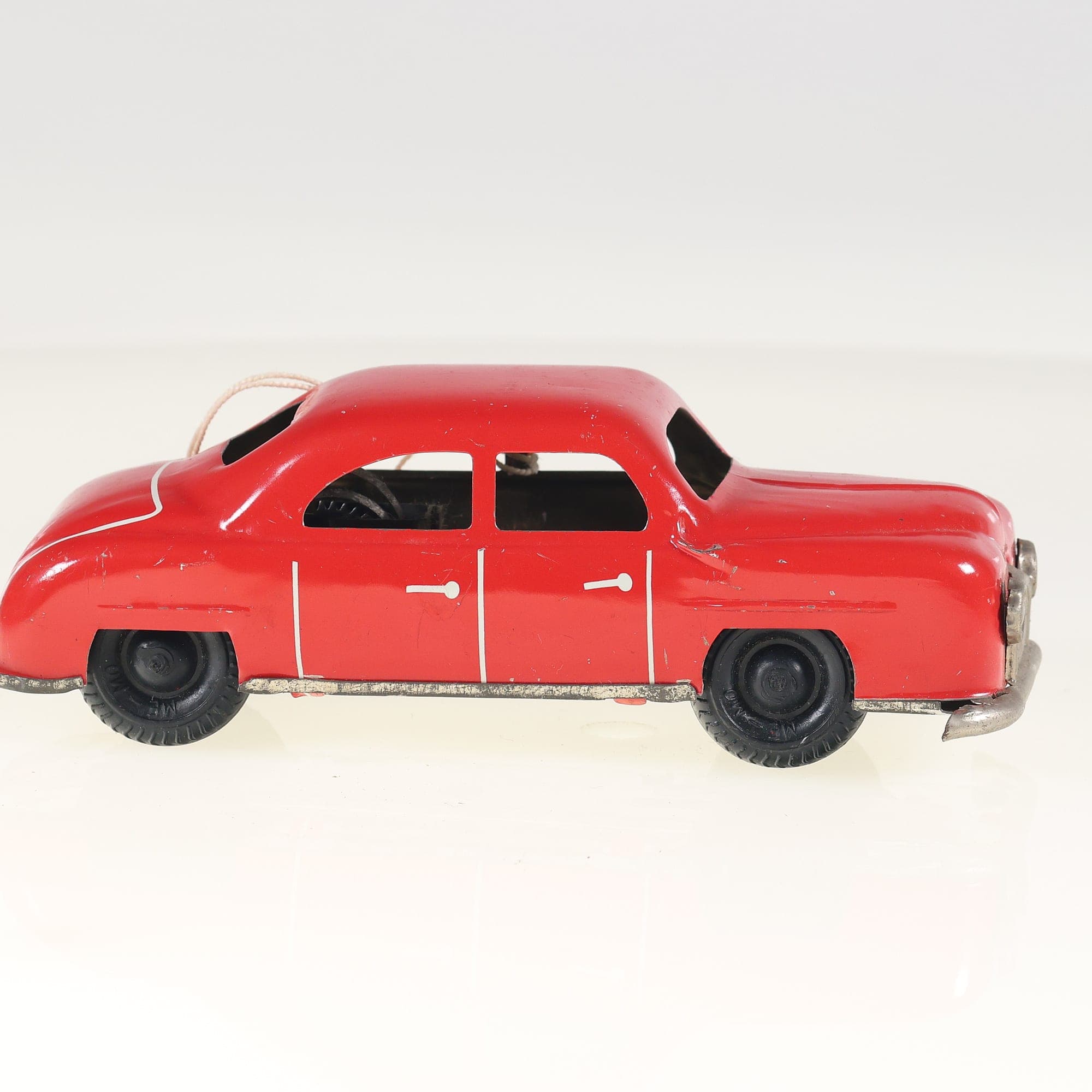 Memo ref 206-MM-75berline mécanique en tôle  14 cm Rouge sans boîte — miniature 6