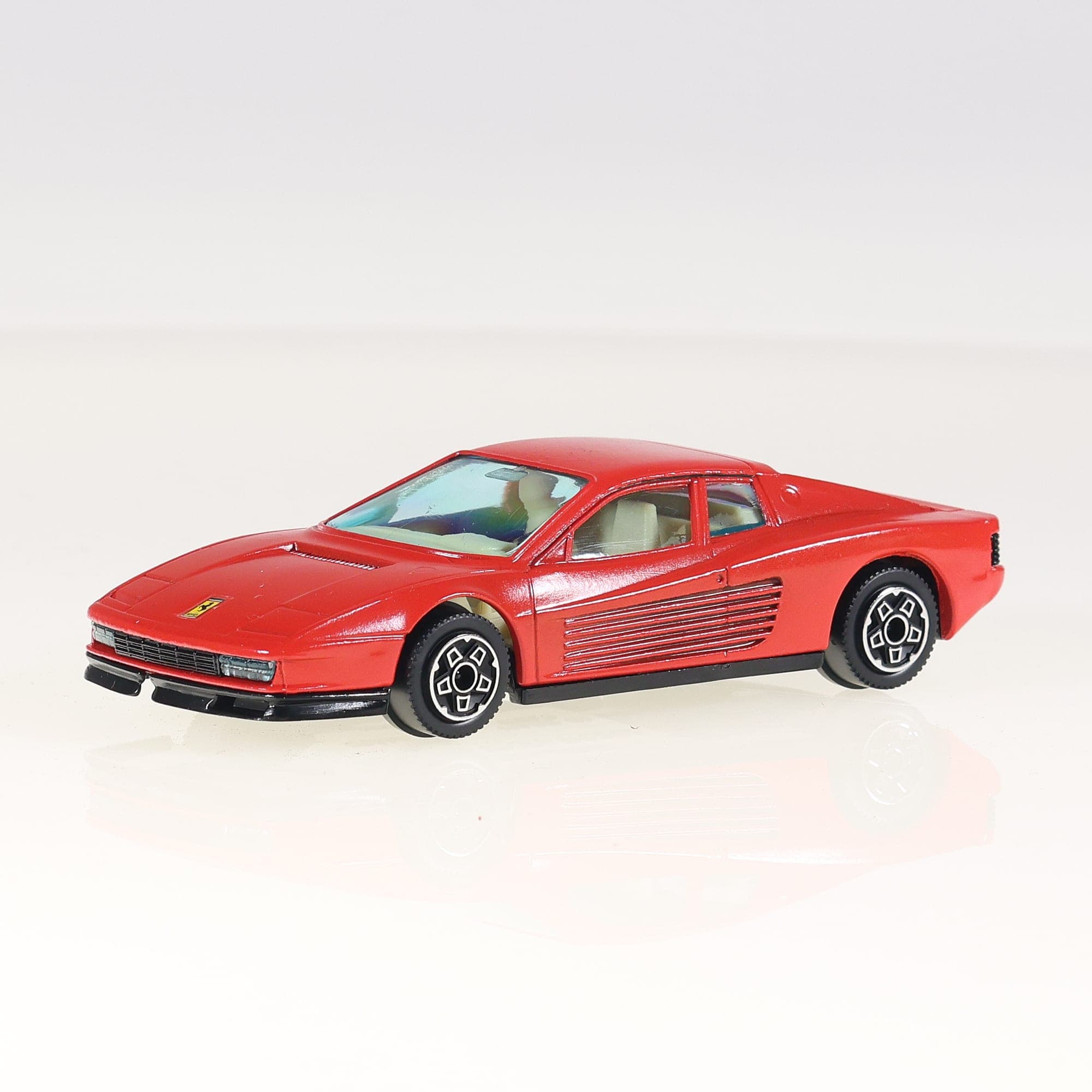 Bburago 4165 Ferrari Testarossa 1/43 Rouge sans boîte