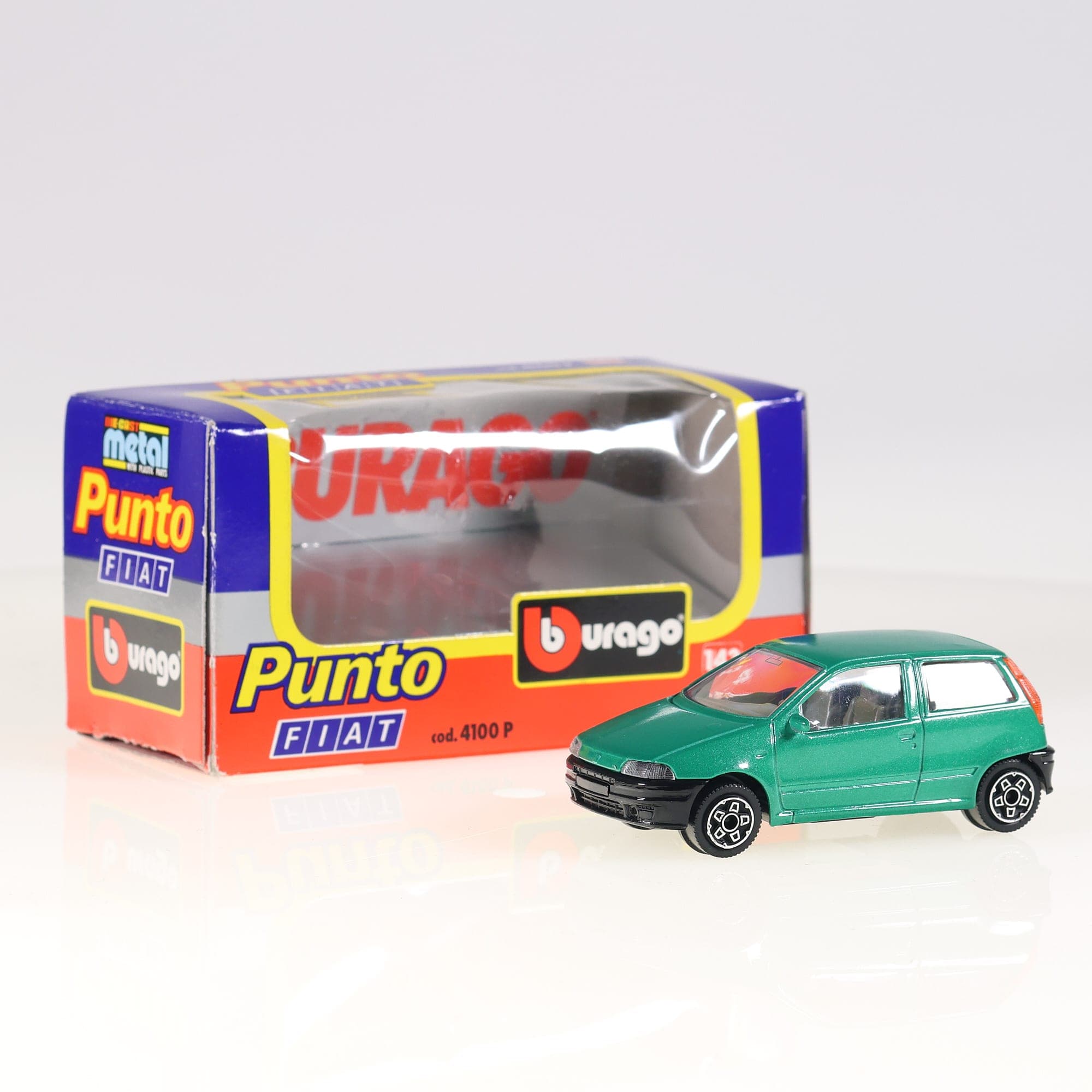 Burago 4100 P Fiat Punto 1/43 Vert métallisé avec boîte