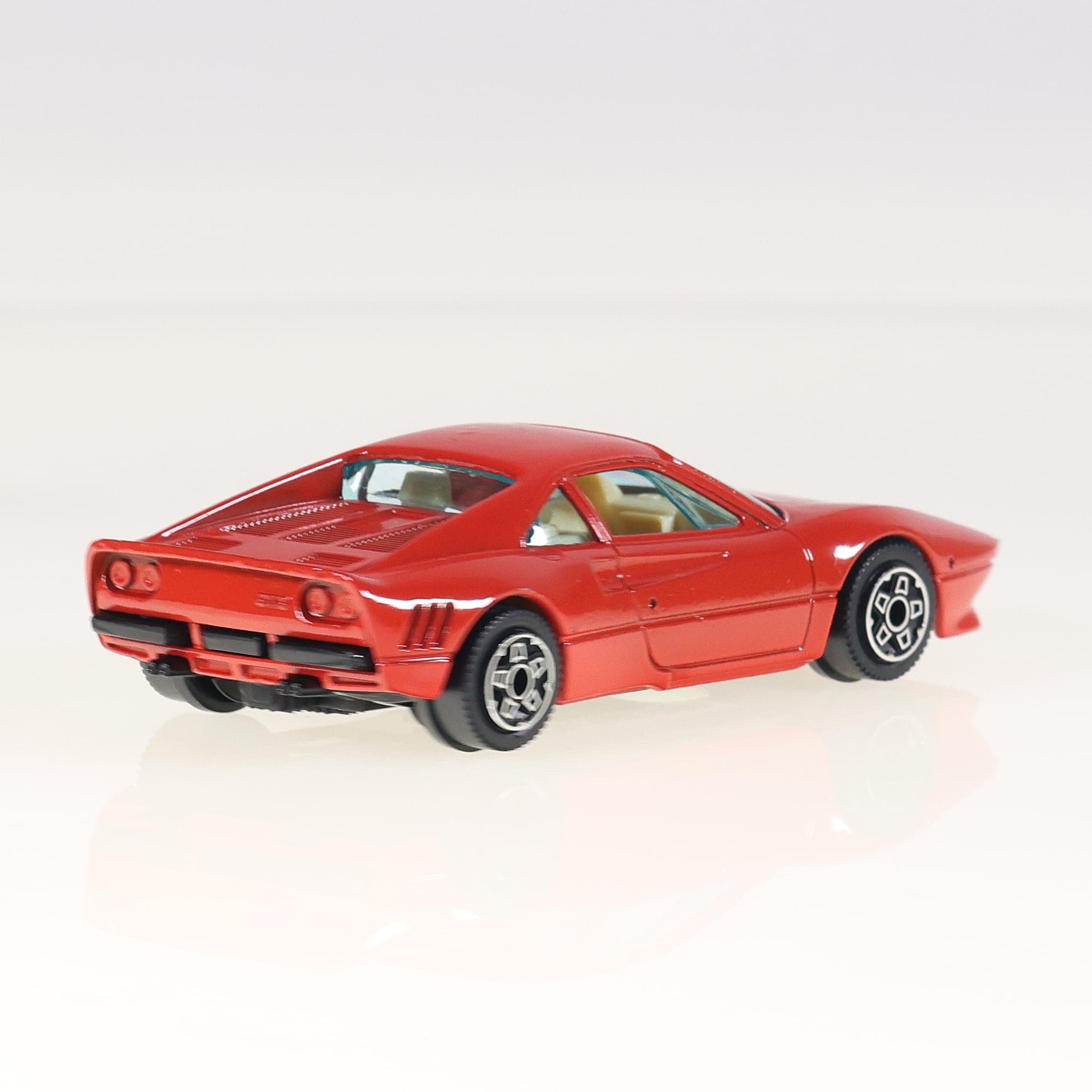 Burago 4107 Ferrari 288 GTO Rally 1/43 Rouge avec boîte — miniature 9