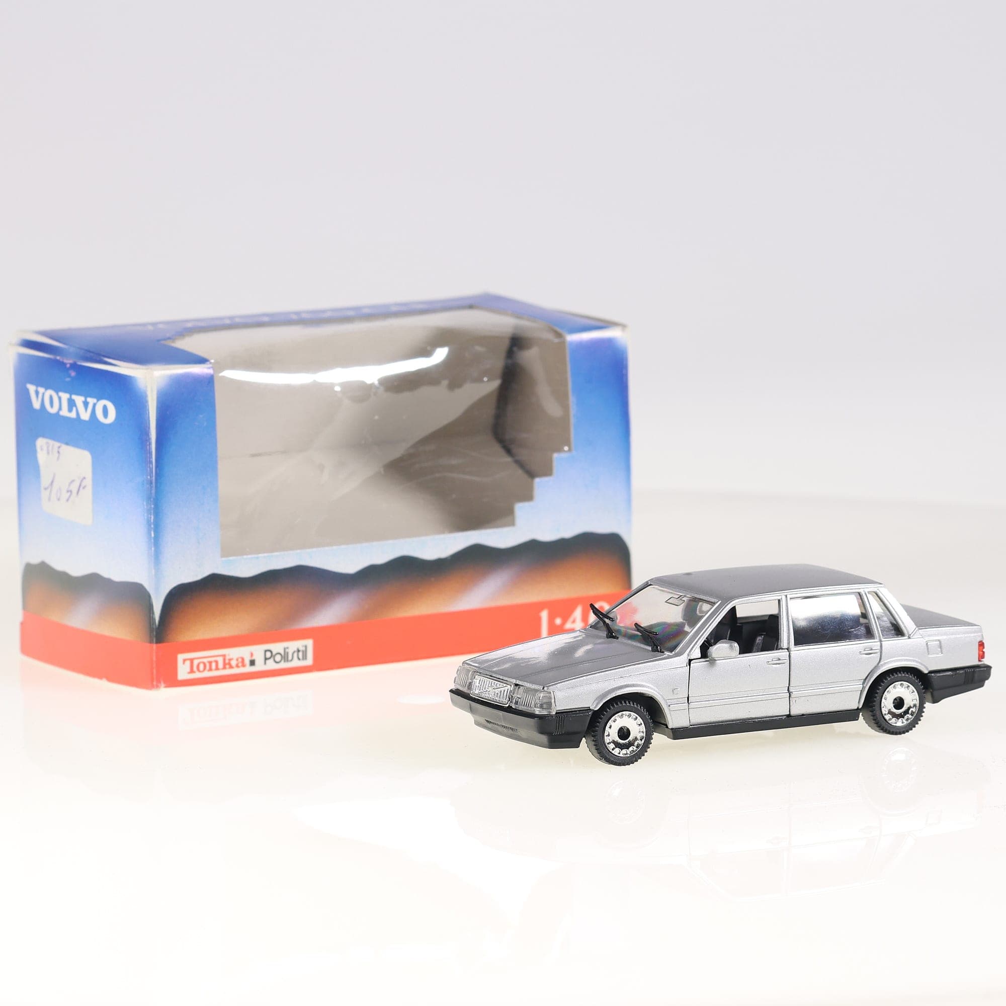 Tonka Polistil Volvo 760 GLE 01:40 Argent métallisé avec boîte — photo 1