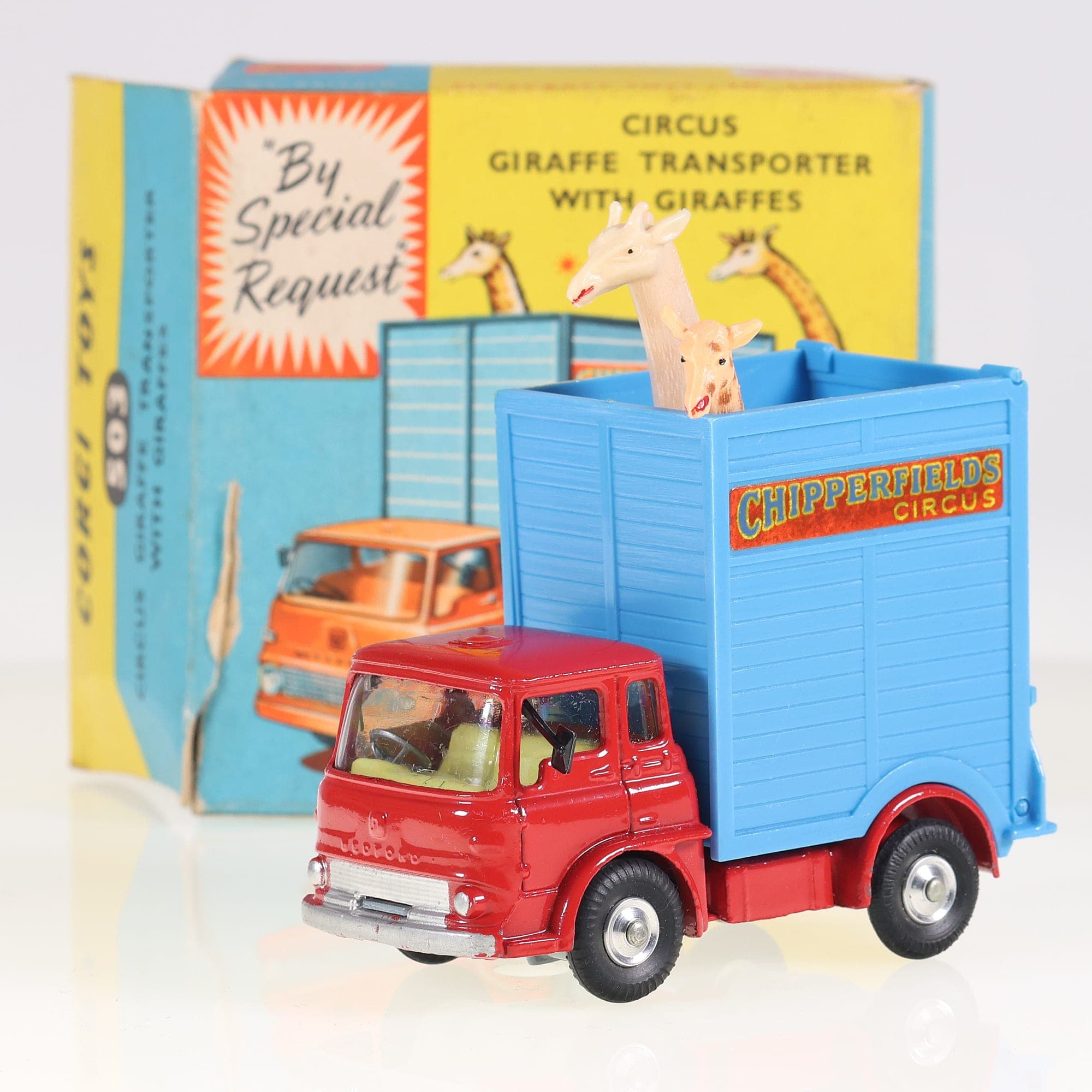 Corgi Toys 503 Bedford Chipperfields Circus Giraffe Transporter 1/50 état B