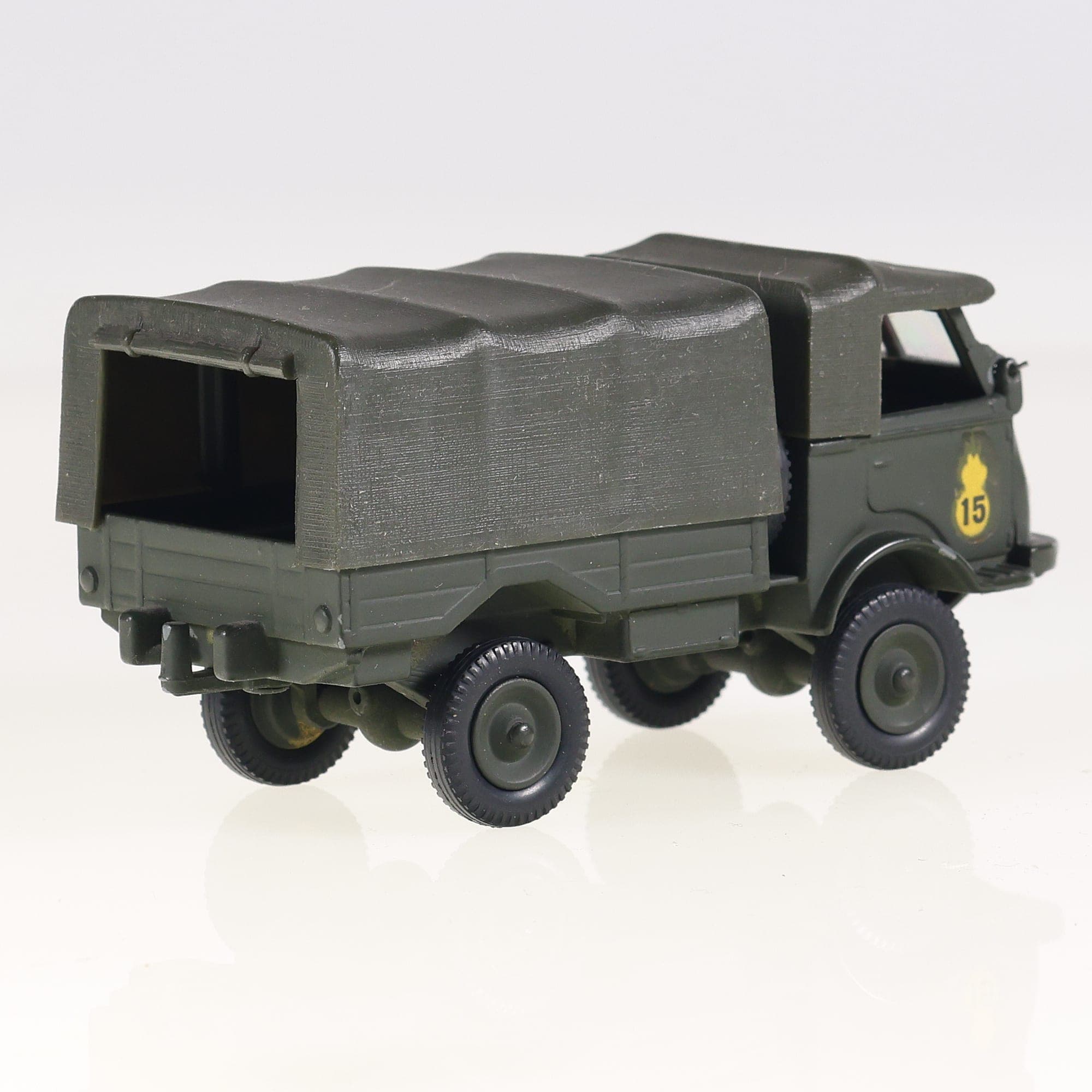 Solido 203 Renault Renault 4x4 Tous Terrains (Version Militaire) 1/50 Vert foncé — miniature 9
