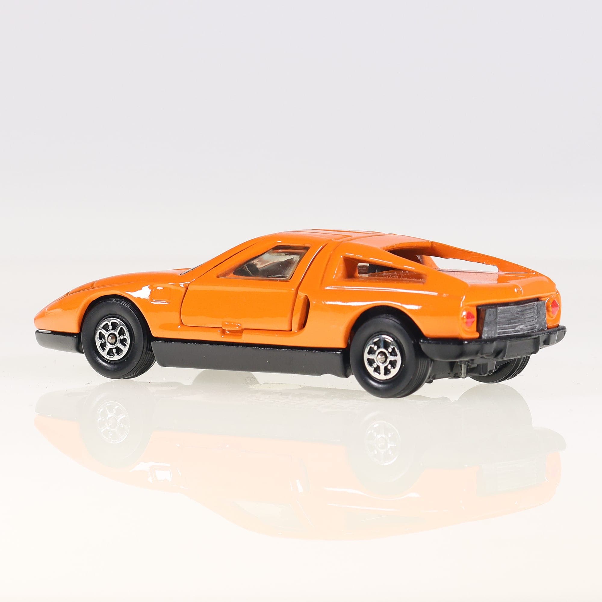 Corgi Toys 388 Mercedes-Benz C111 1/43 Orange avec boîte — miniature 9