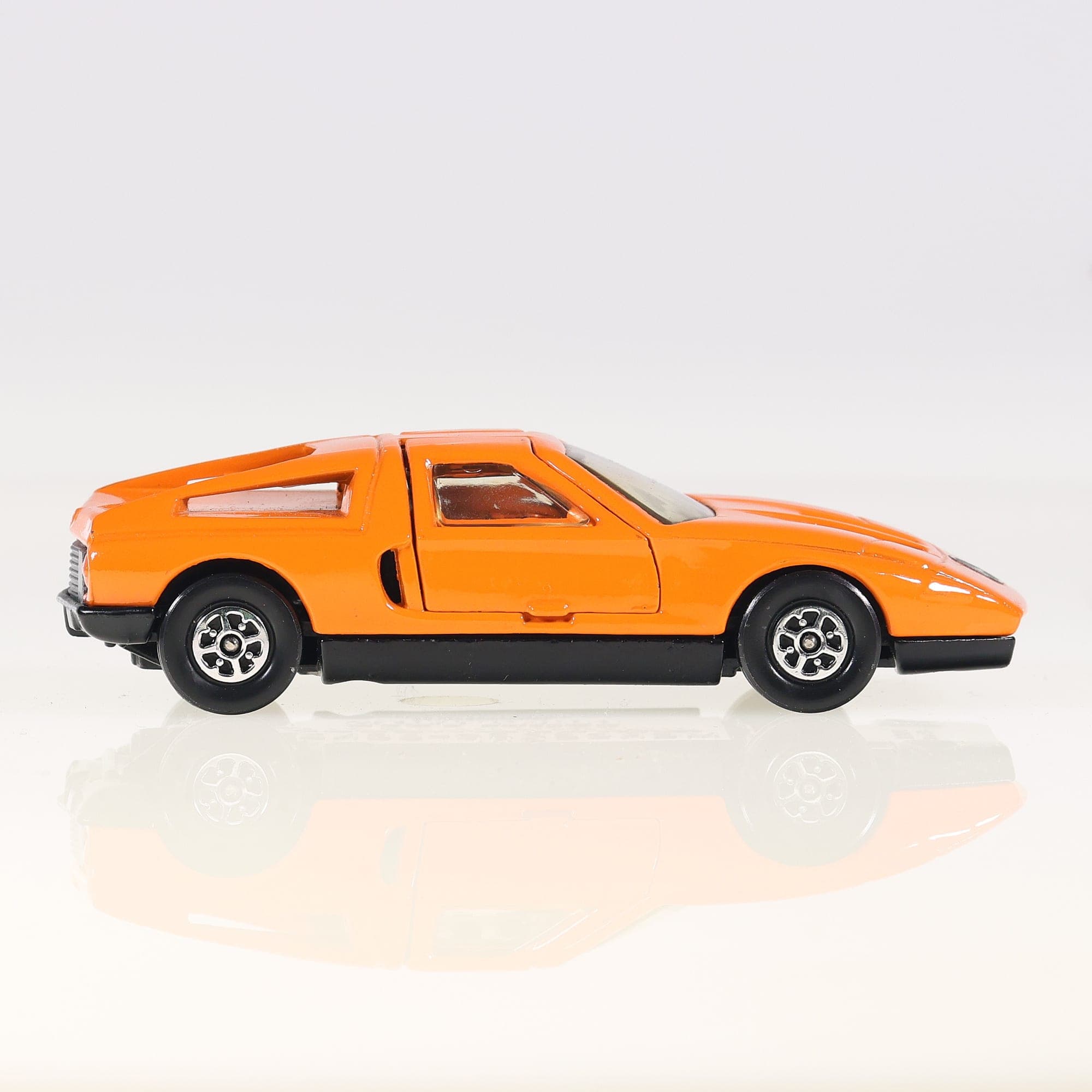 Corgi Toys 388 Mercedes-Benz C111 1/43 Orange avec boîte — miniature 12