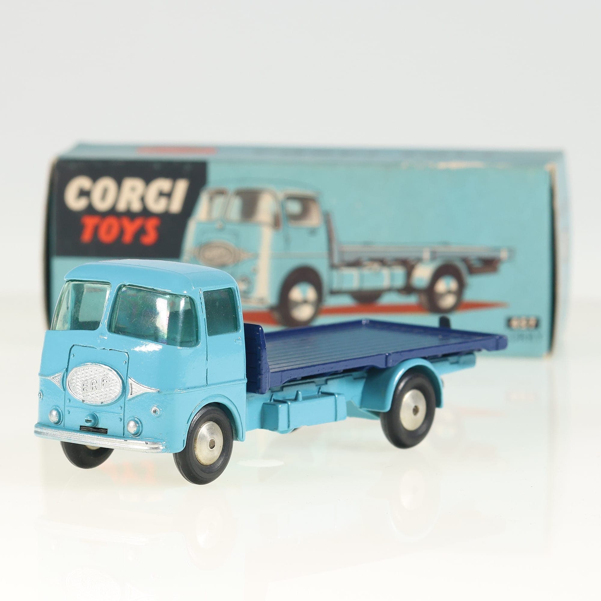 Corgi Toys 457 ERF Model 44G Platform Lorry 1/43 Bleu état A avec boîte