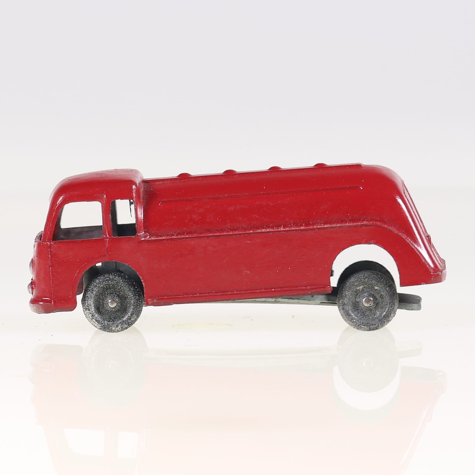 Solido camion citerne 7,5 cm Rouge Grade B sans boîte
