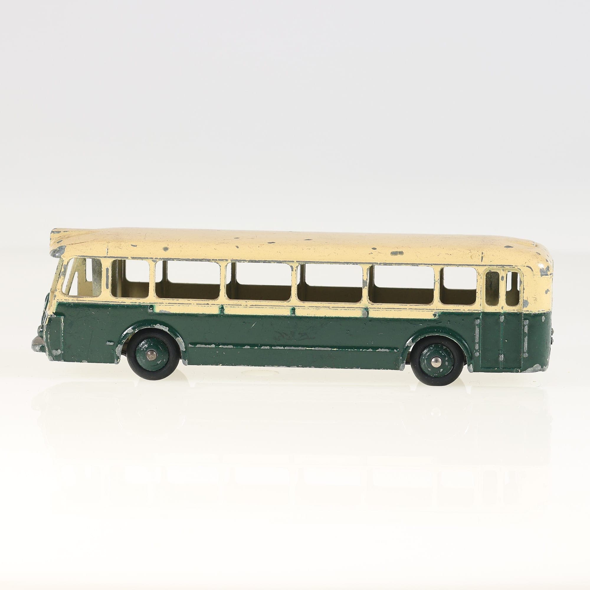 Dinky Toys 29D Somua Autobus 1/60 Vert Grade C sans boîte