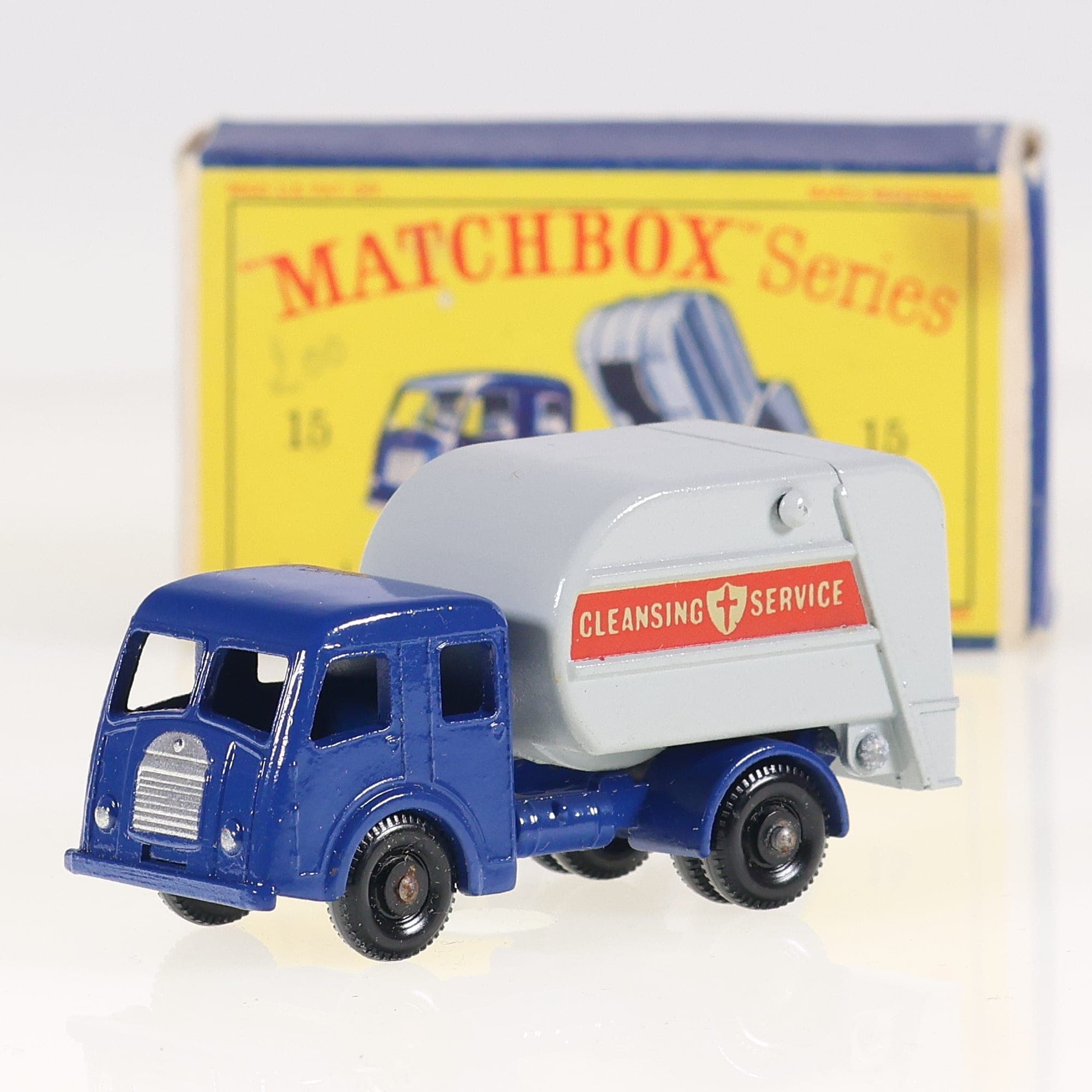 Matchbox 15 Refuse Truck Refuse Truck - Cleansing Service 1/75 Bleu avec boîte