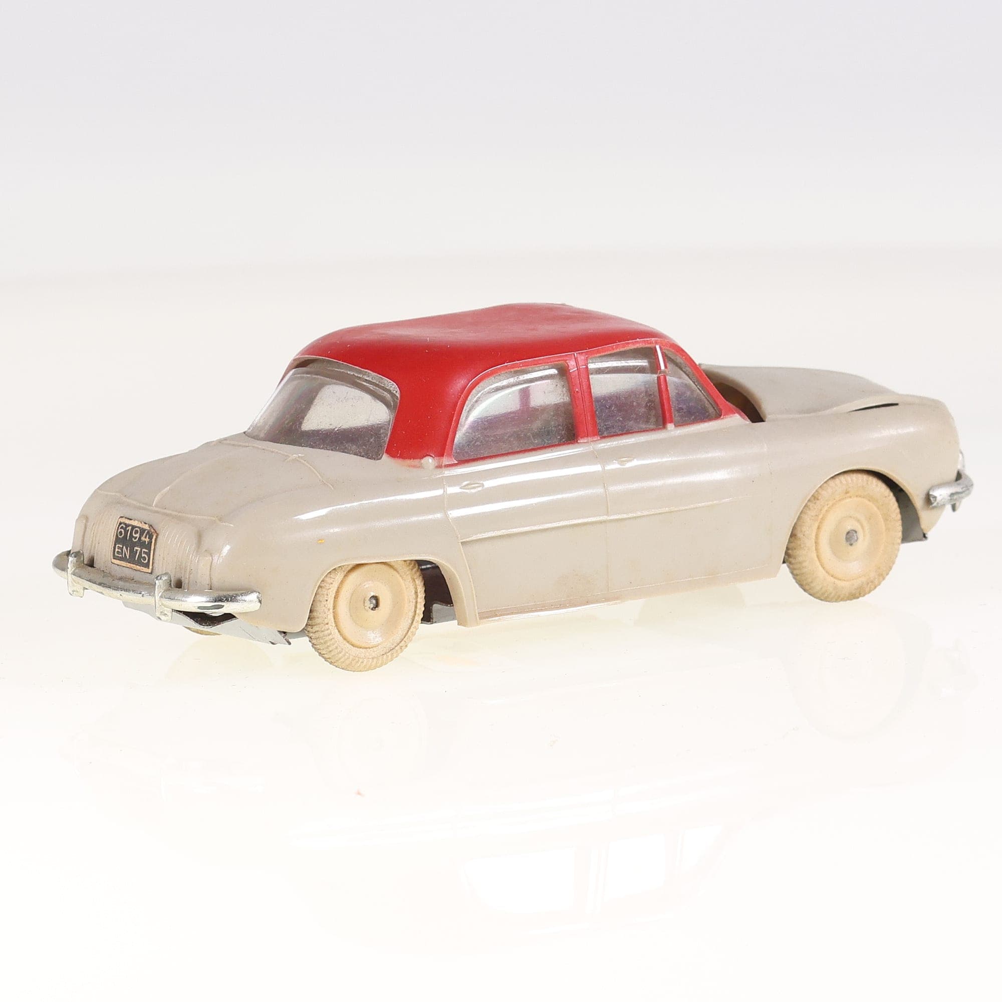 Renault Minialux Renault Dauphine 1/32 Bicolore crème et rouge Grade C avec boît — miniature 9