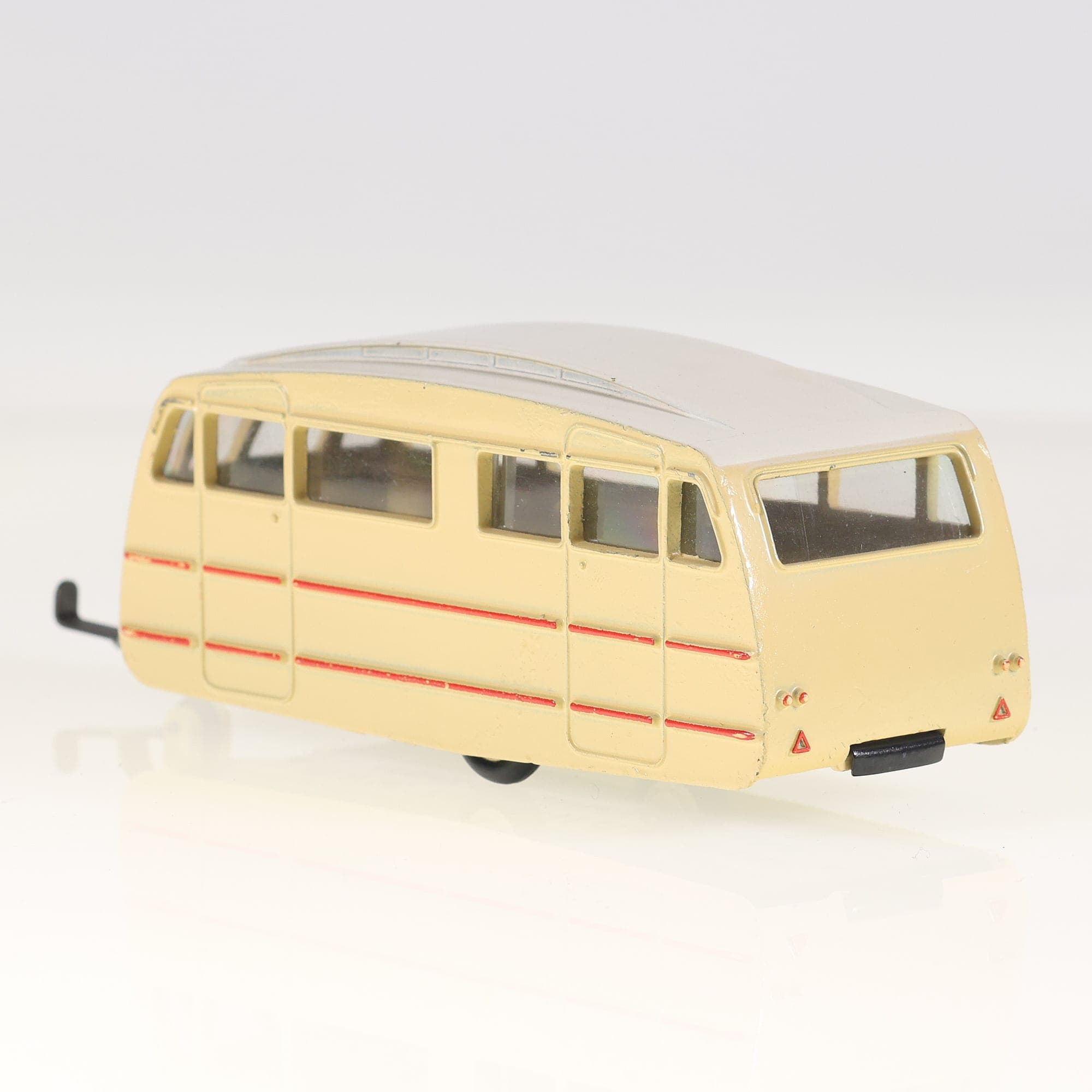 Dinky Toys 811 Caravane Caravane (avec glaces) 1/43 Crème avec boîte — miniature 7