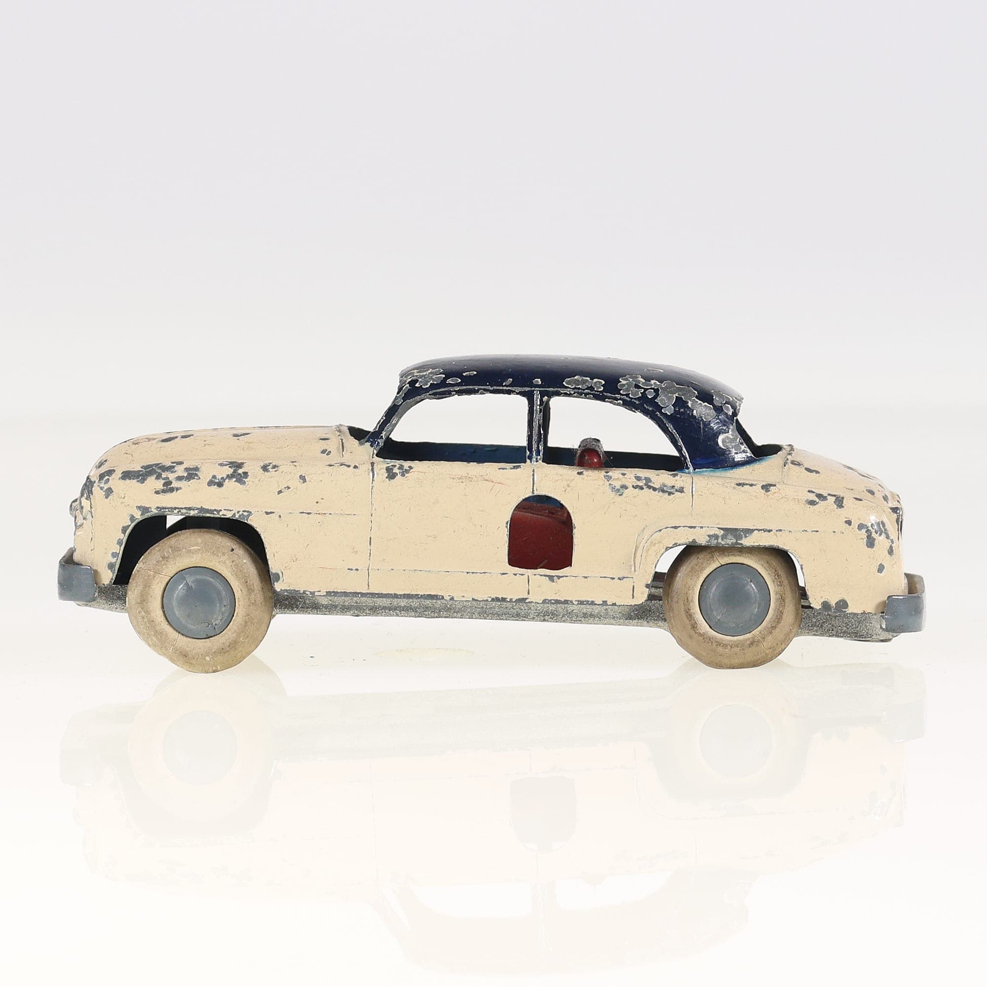Solido Simca Aronde bicolore 1/43 Crème état D sans boîte — photo 1