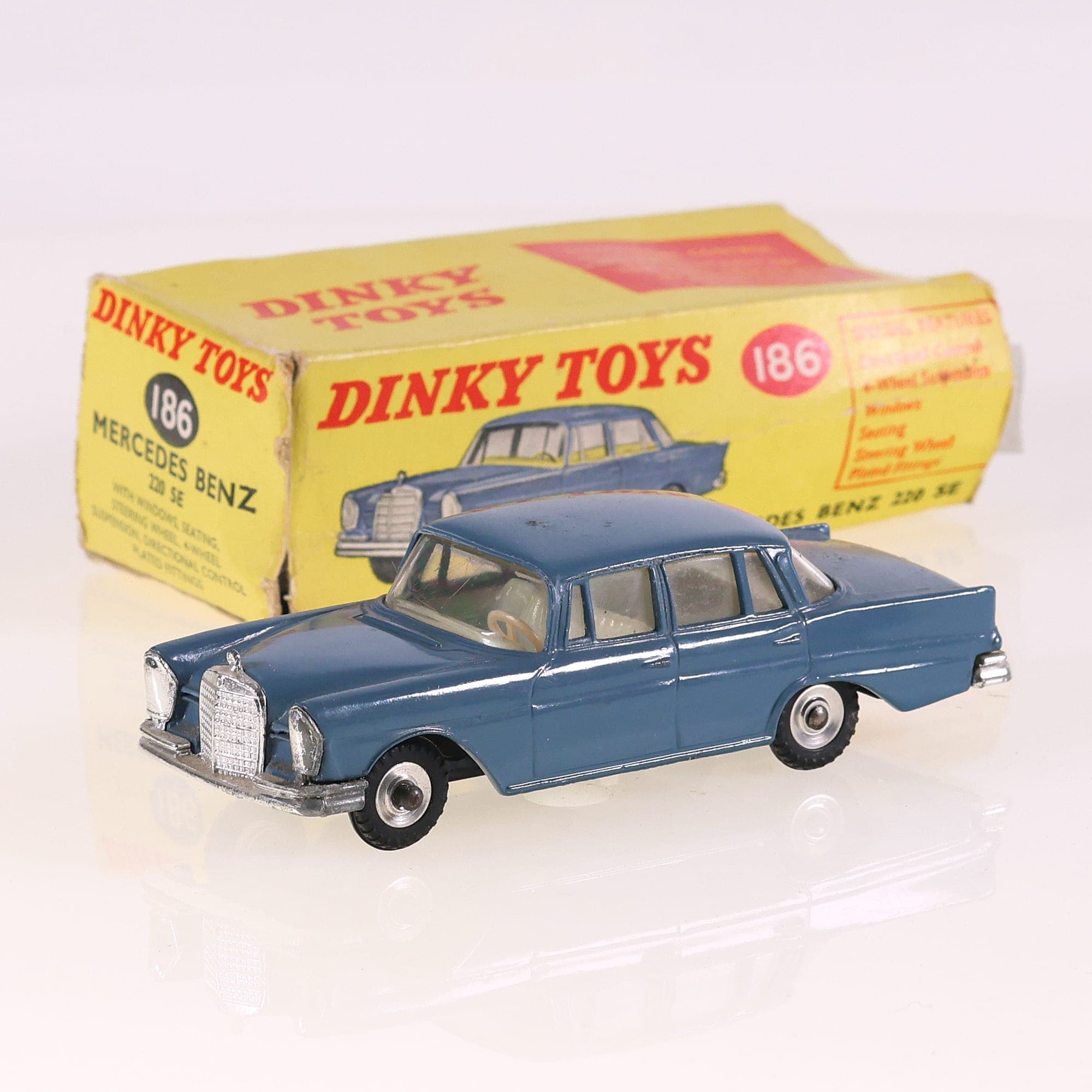 Dinky Toys 186 Mercedes Benz 220 SE 1/43 Bleu avec boîte — photo 1