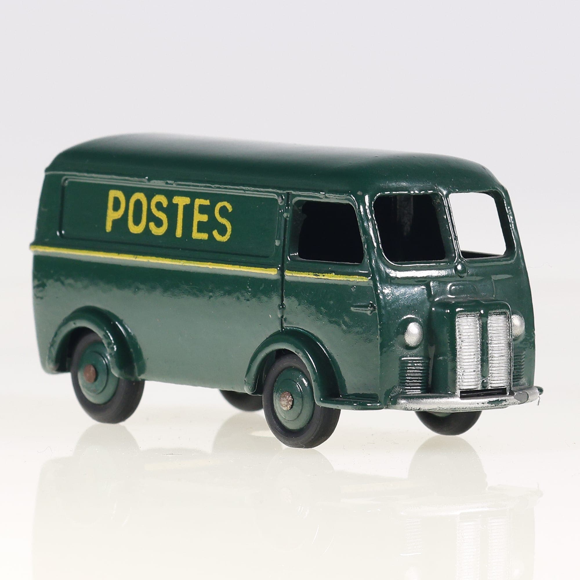 Dinky Toys 25BV Peugeot D3A Fourgon Postal 1/43 vert foncé sans boîte — miniature 6